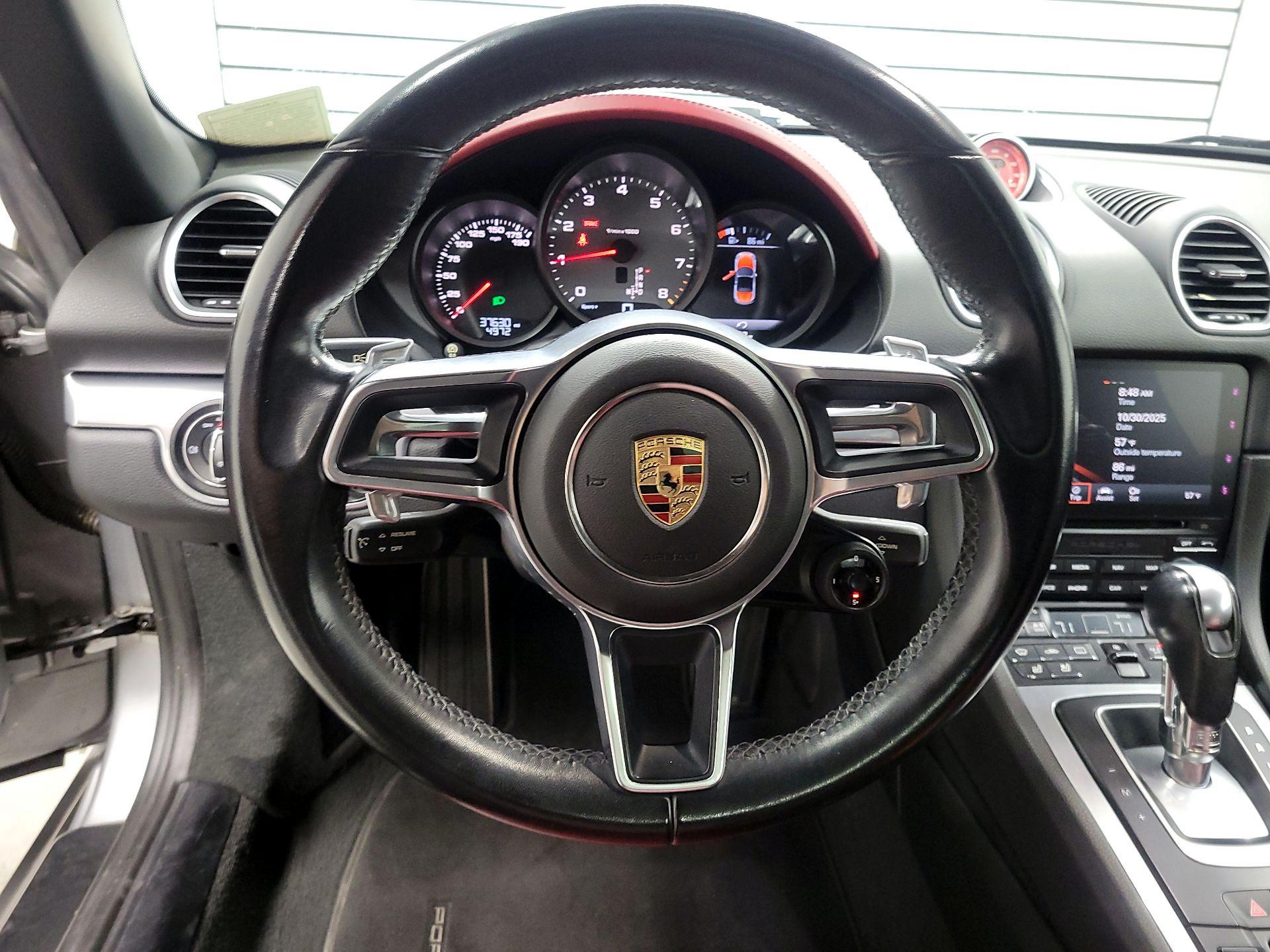 Thumbnail: 2017 Porsche 718 Boxster - 10