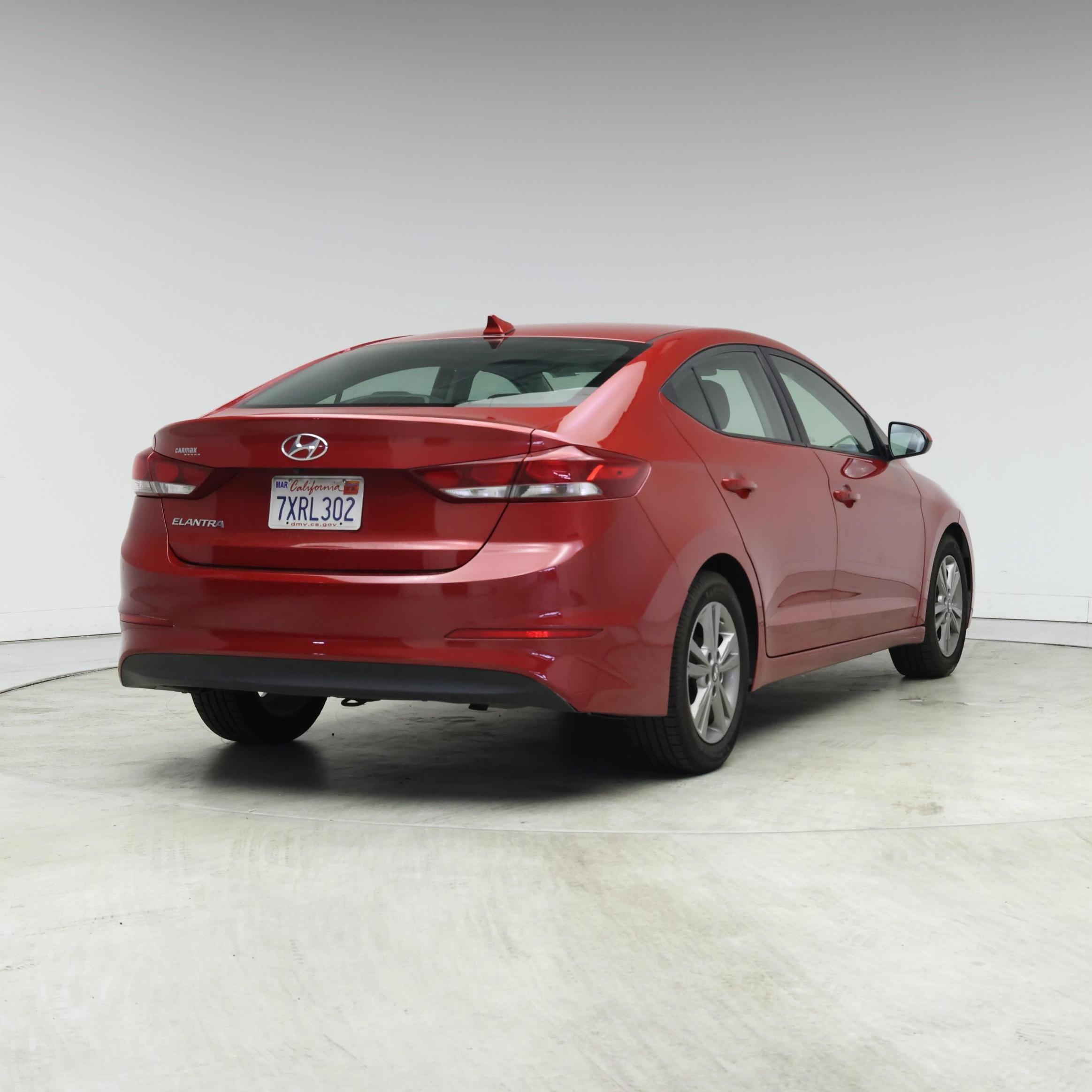 Thumbnail: 2017 Hyundai Elantra - 8