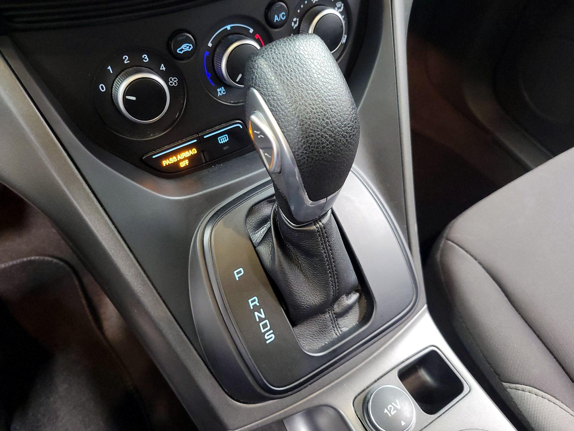 Thumbnail: 2016 Ford Escape - 15