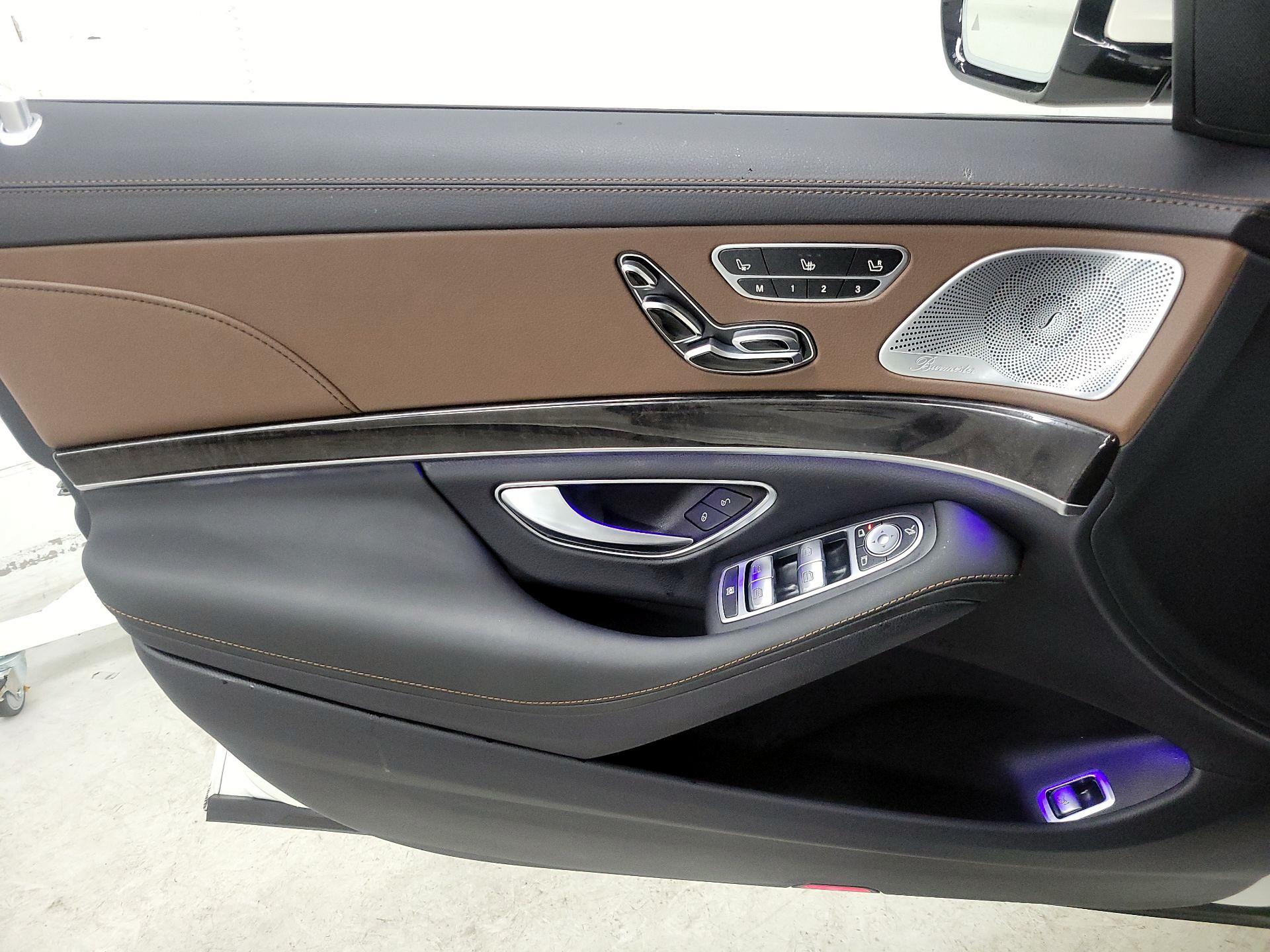 Thumbnail: 2019 Mercedes-Benz S-Class - 12