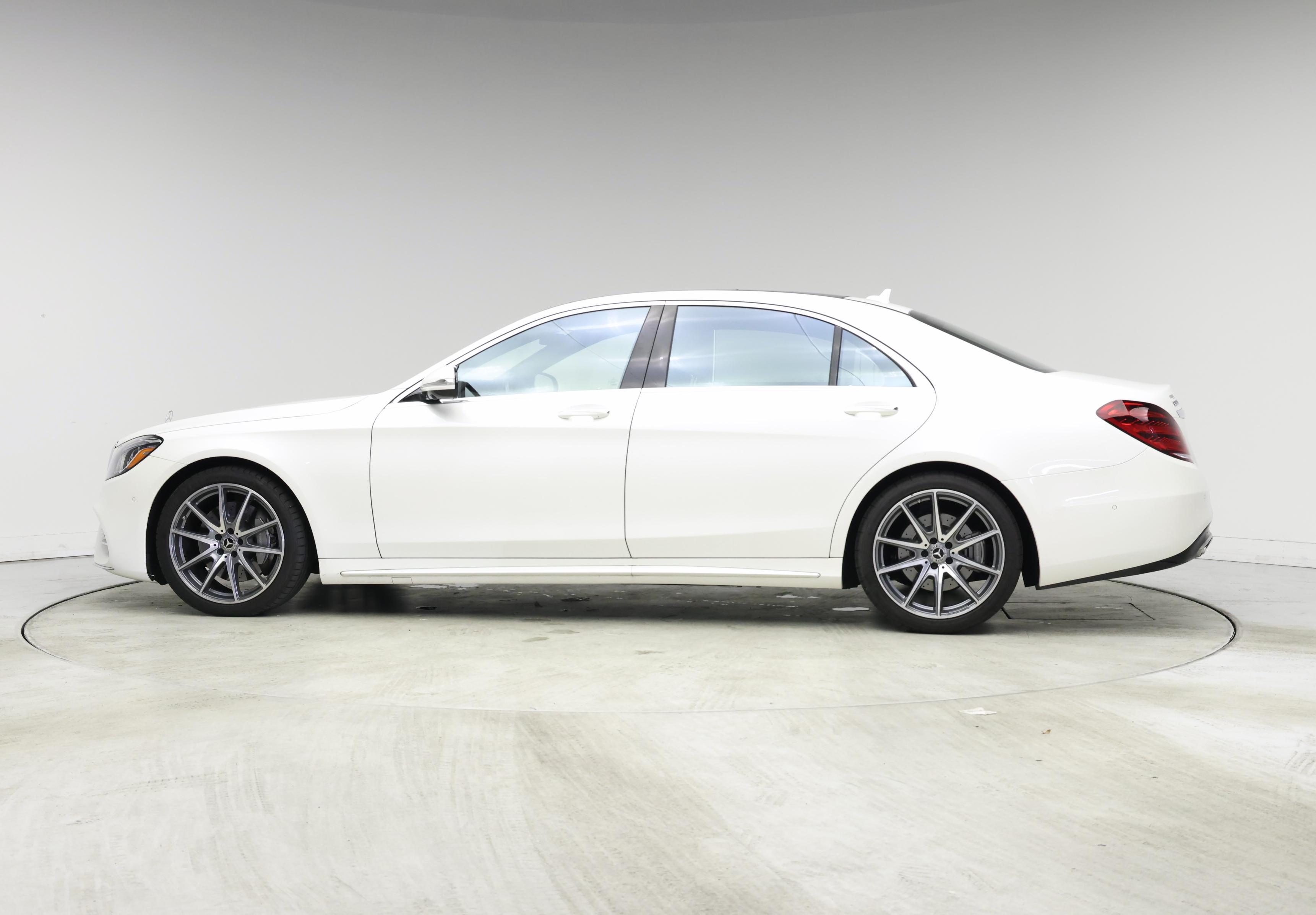 Thumbnail: 2019 Mercedes-Benz S-Class - 3