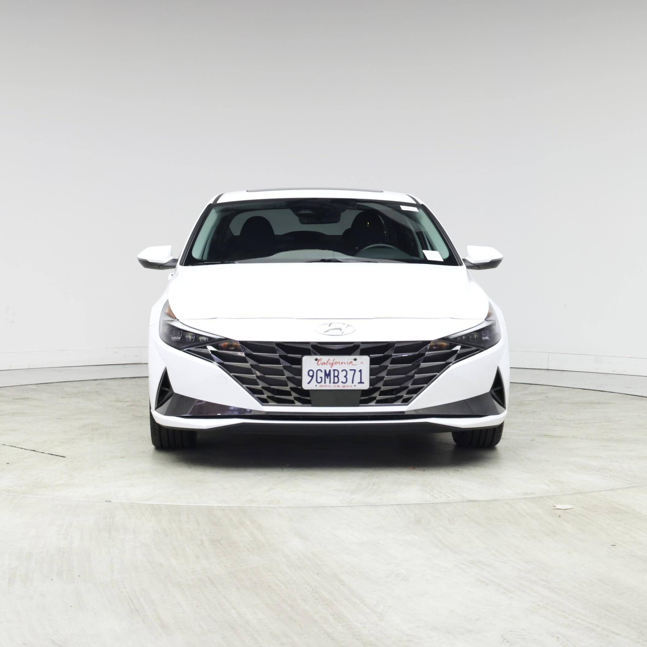 Thumbnail: 2023 Hyundai Elantra - 5