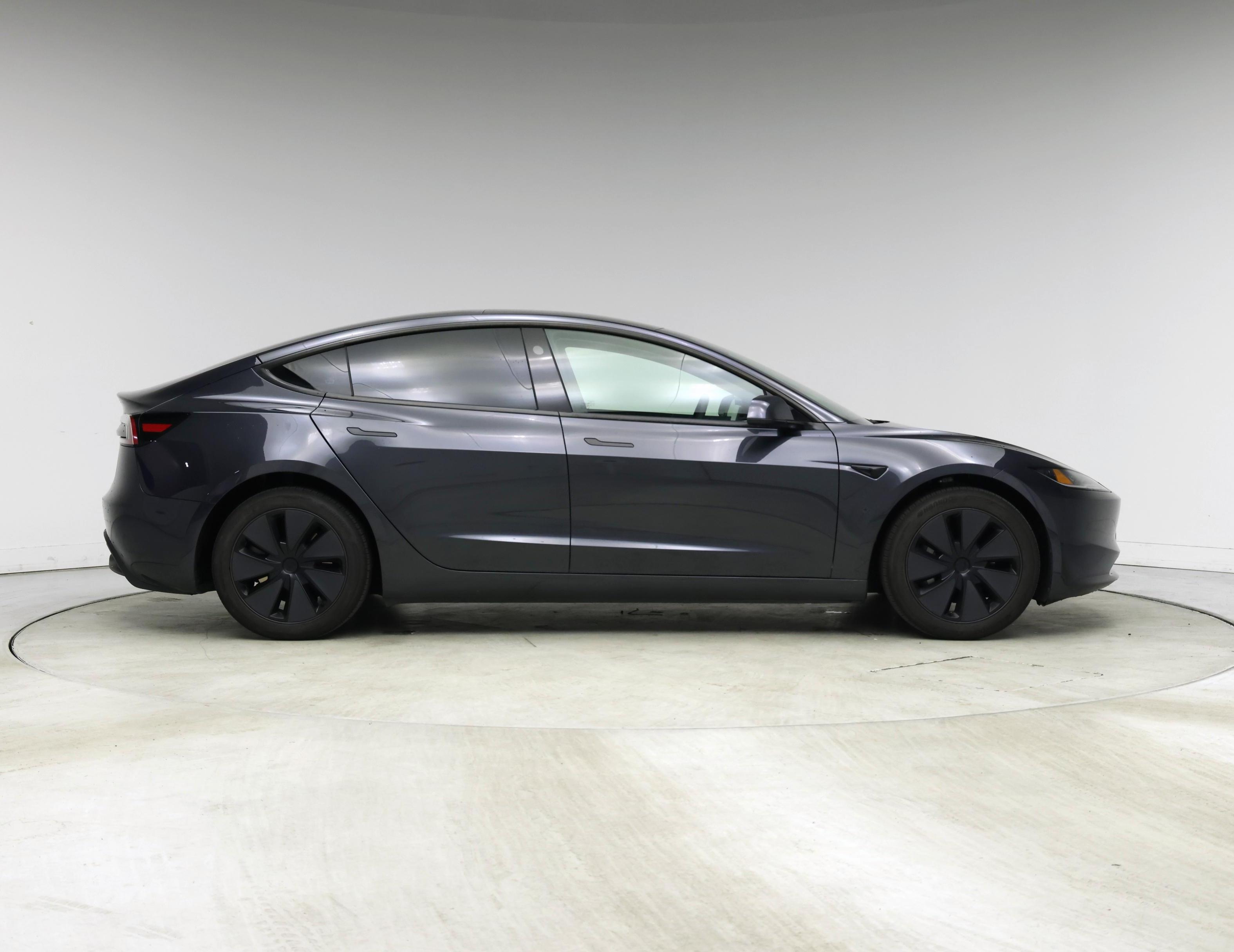 Thumbnail: 2025 Tesla Model 3 - 7