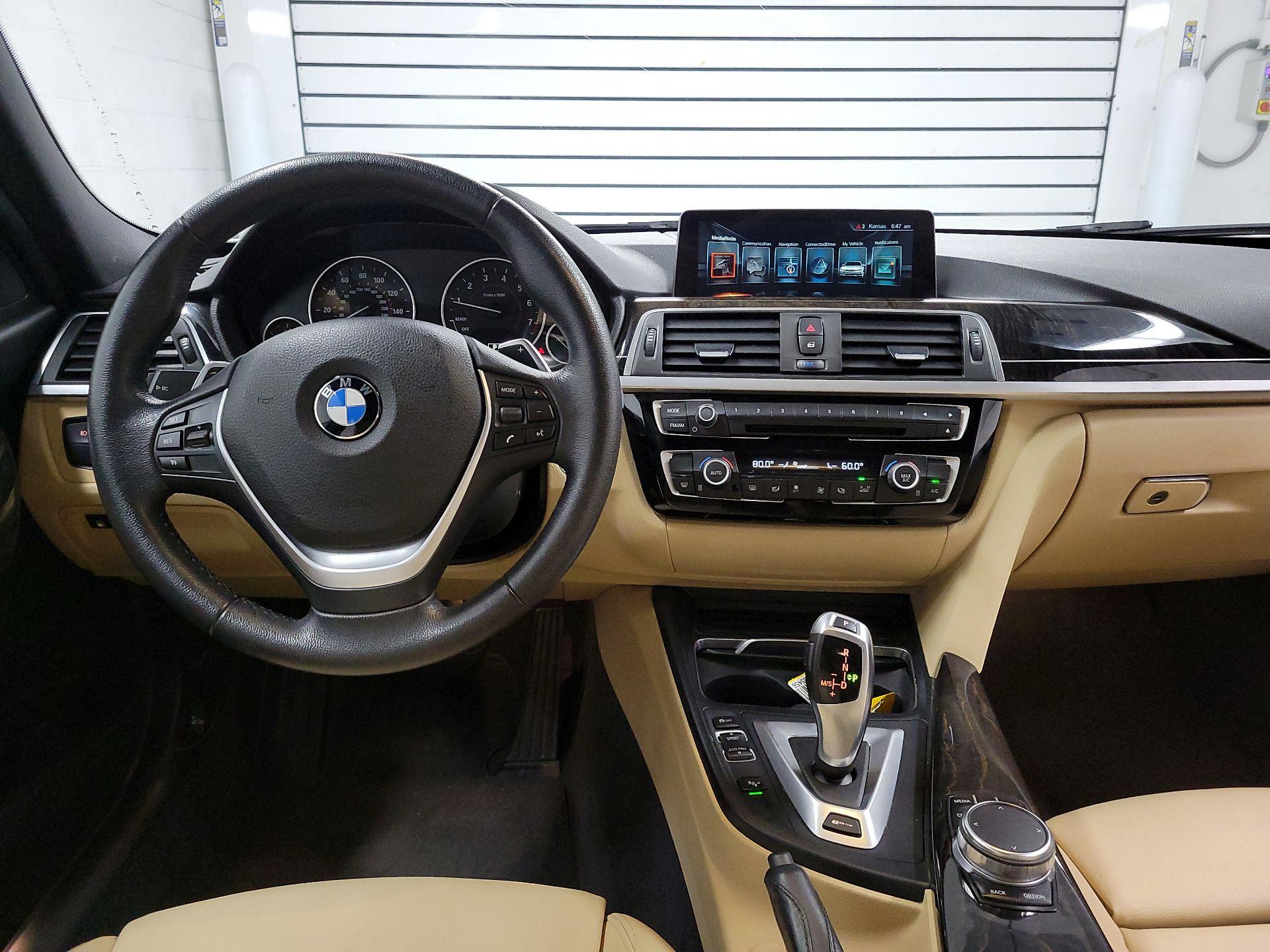 Thumbnail: 2017 BMW 3 Series - 9