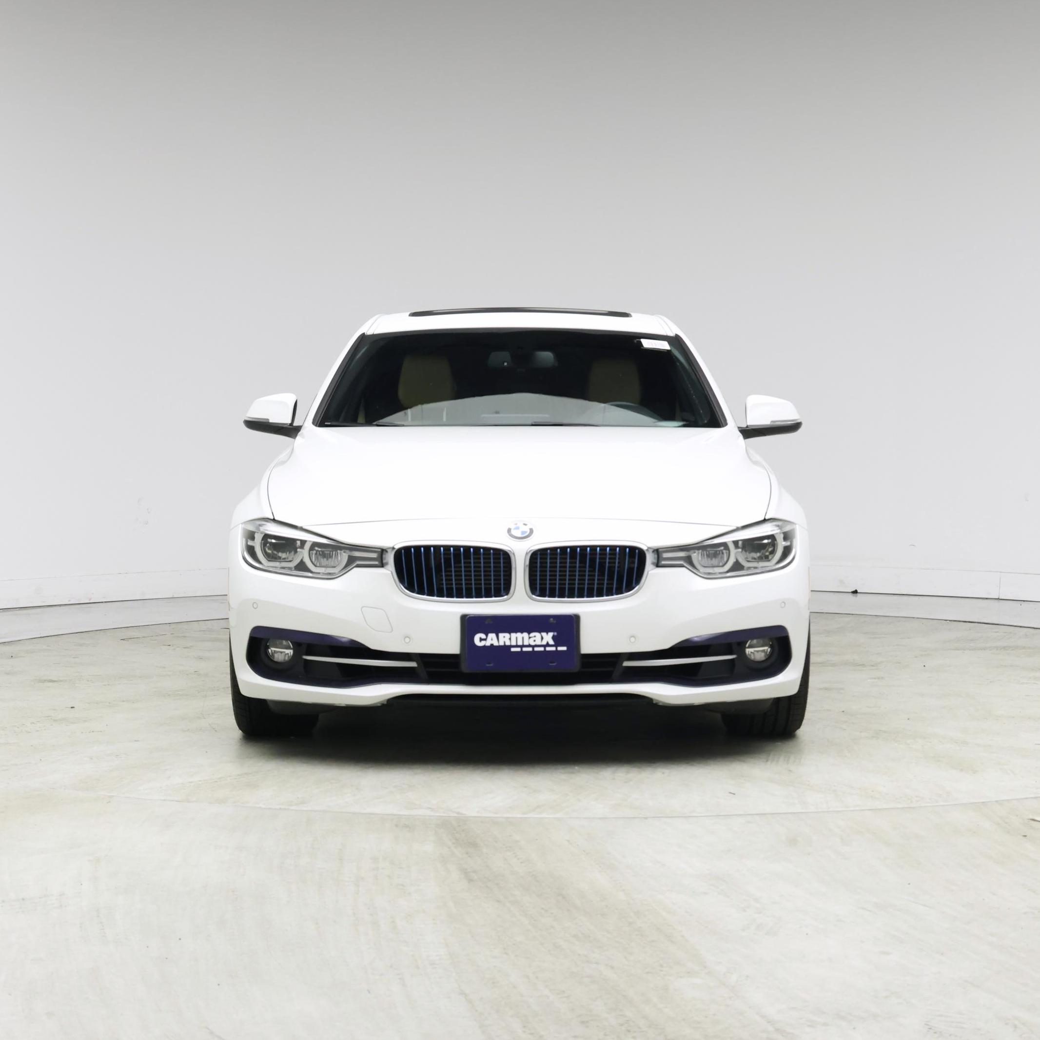 Thumbnail: 2017 BMW 3 Series - 5