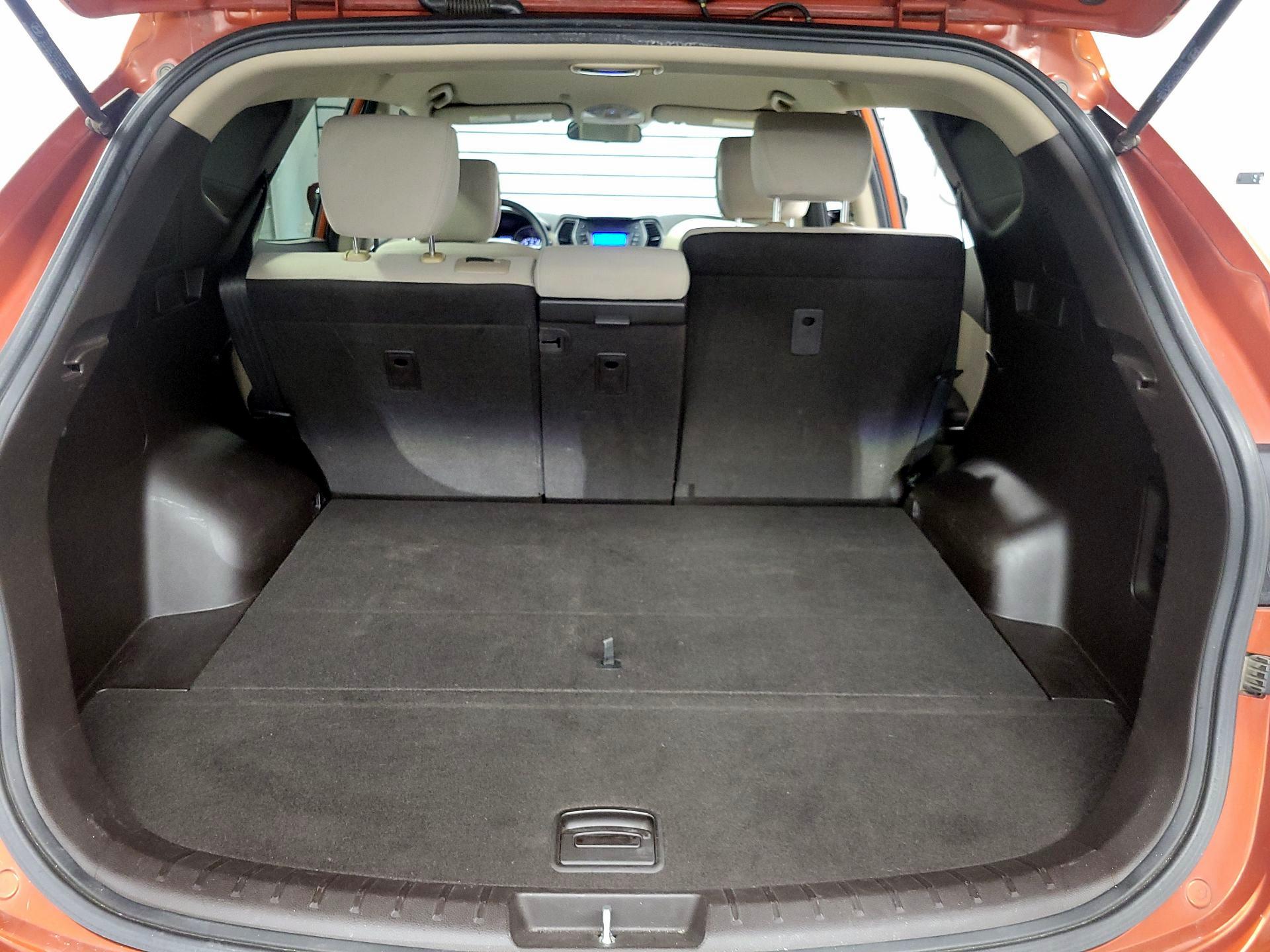 Thumbnail: 2016 Hyundai Santa Fe - 18