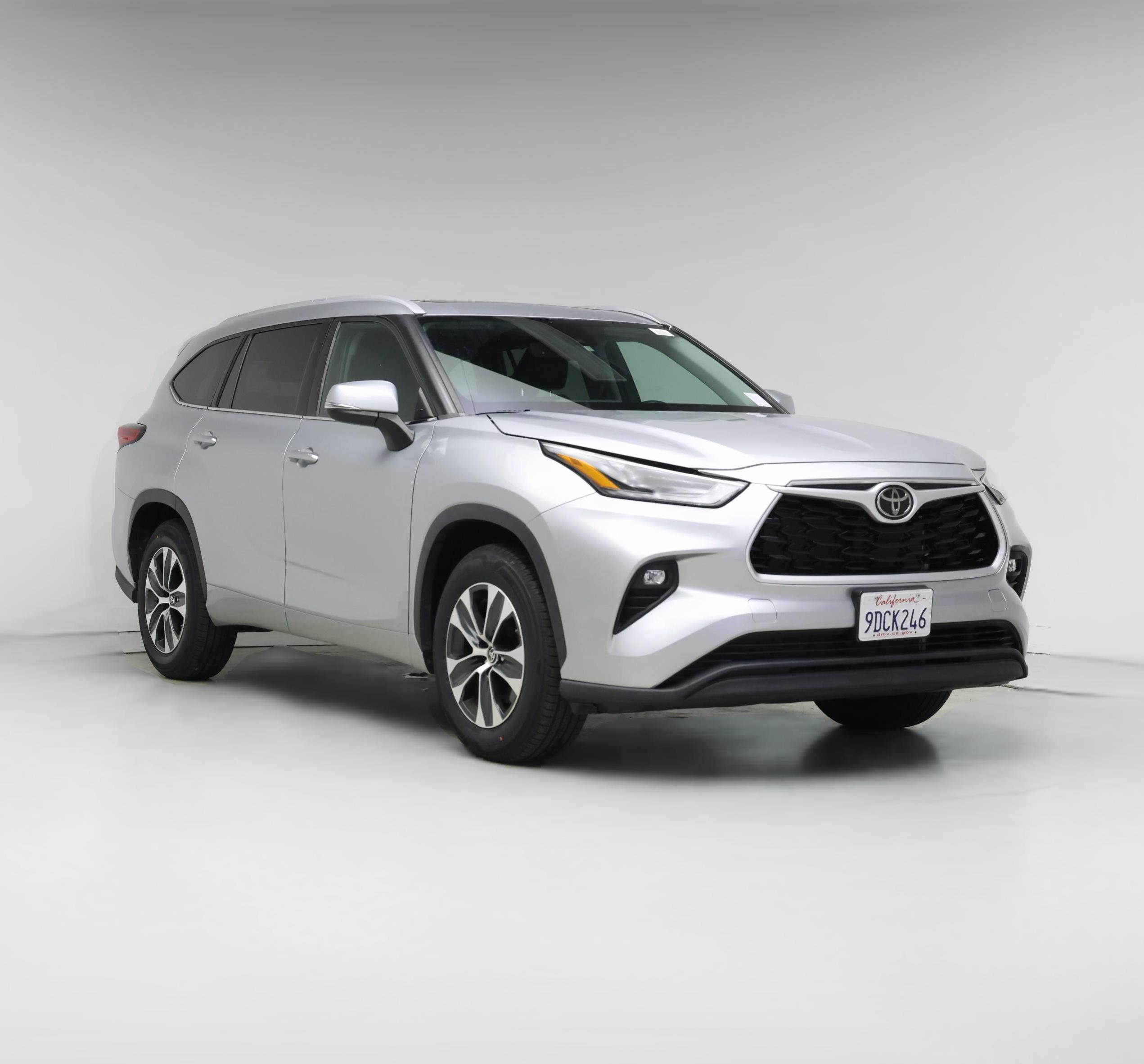 Thumbnail: 2022 Toyota Highlander - 1