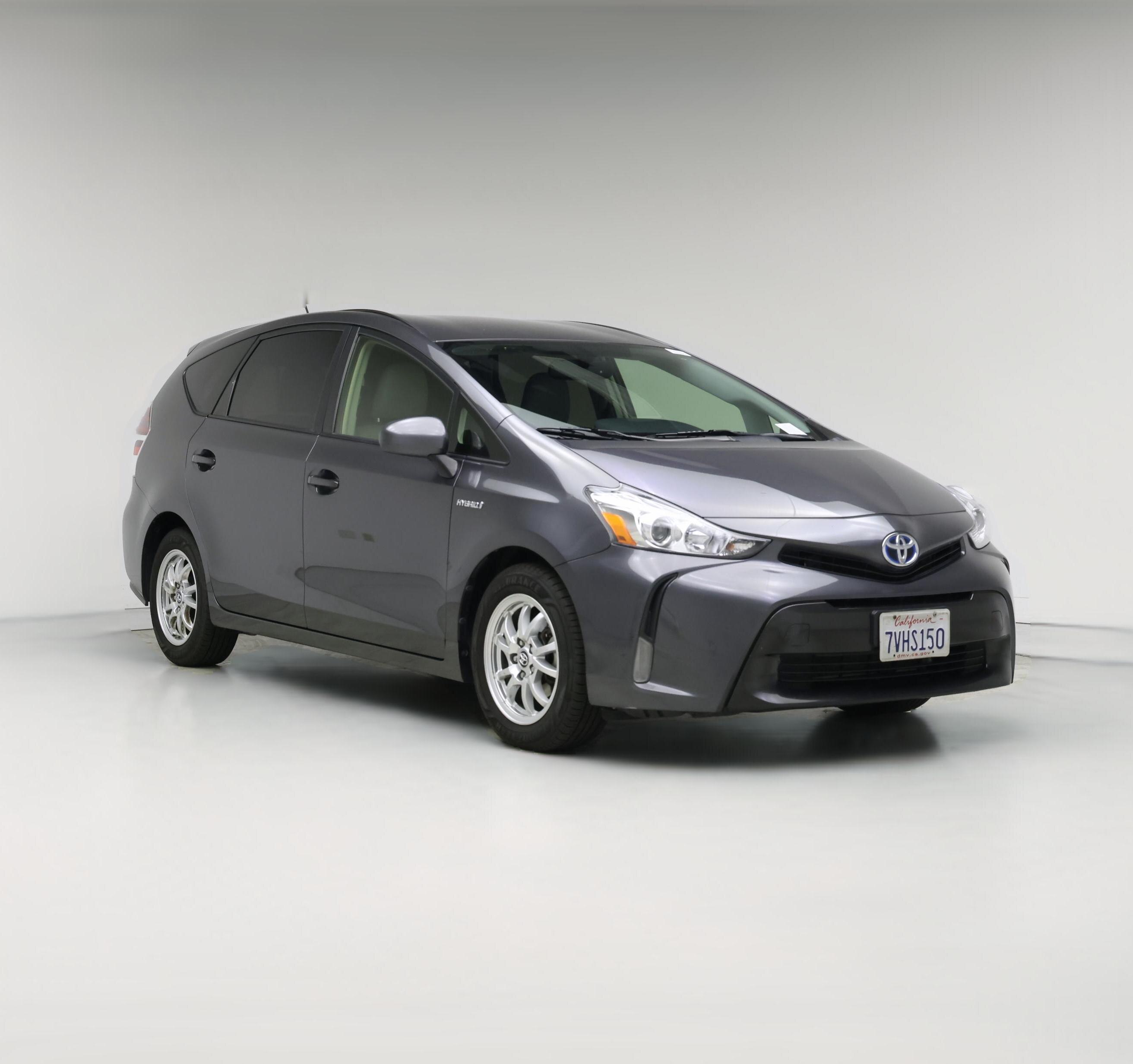 Thumbnail: 2017 Toyota Prius v - 1