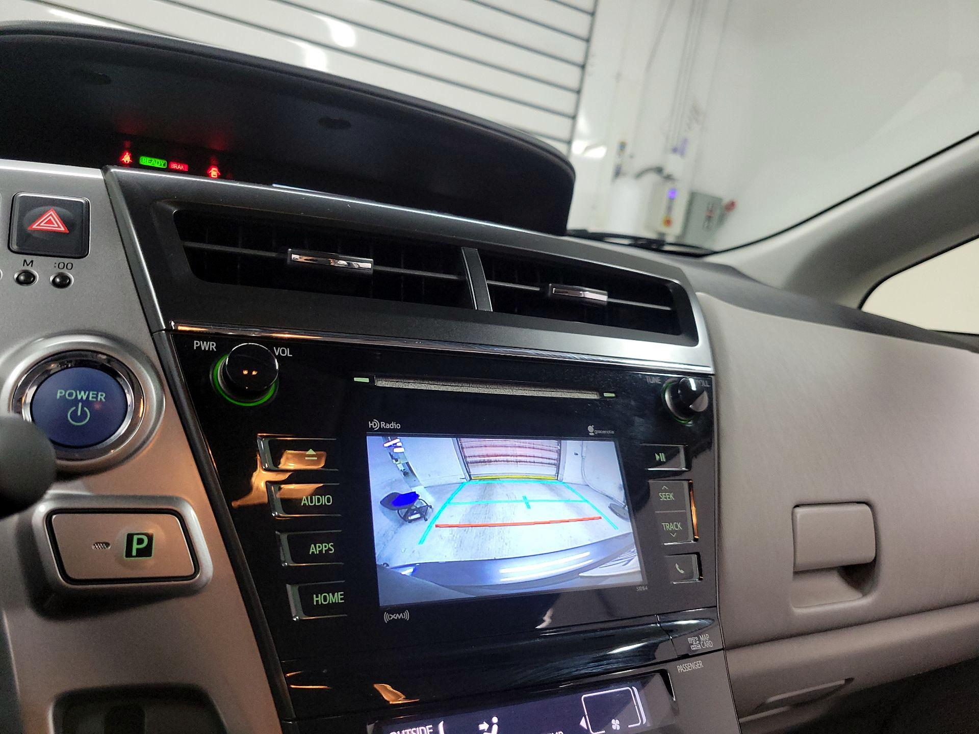 Thumbnail: 2017 Toyota Prius v - 14