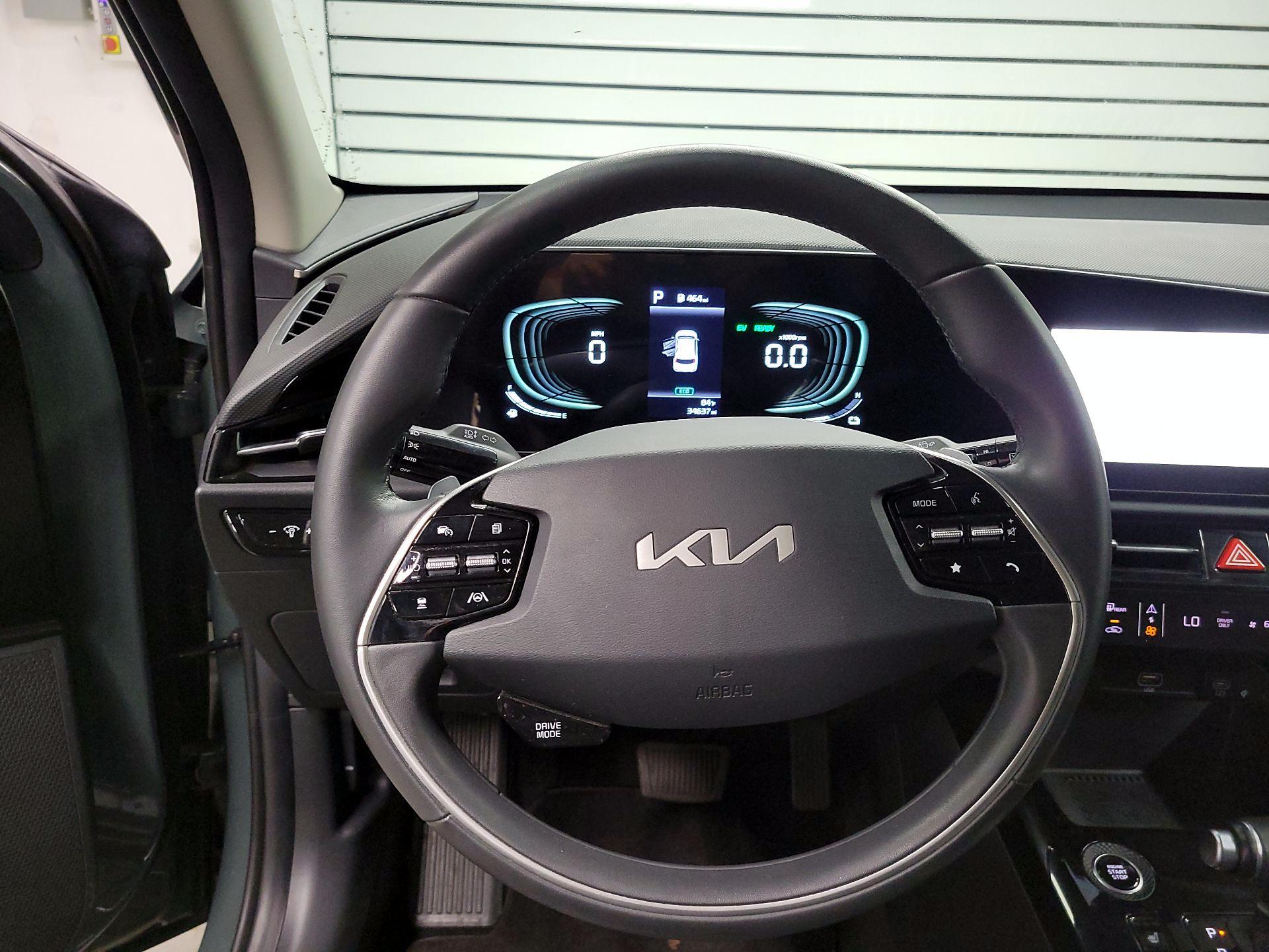 Thumbnail: 2024 Kia Niro - 10