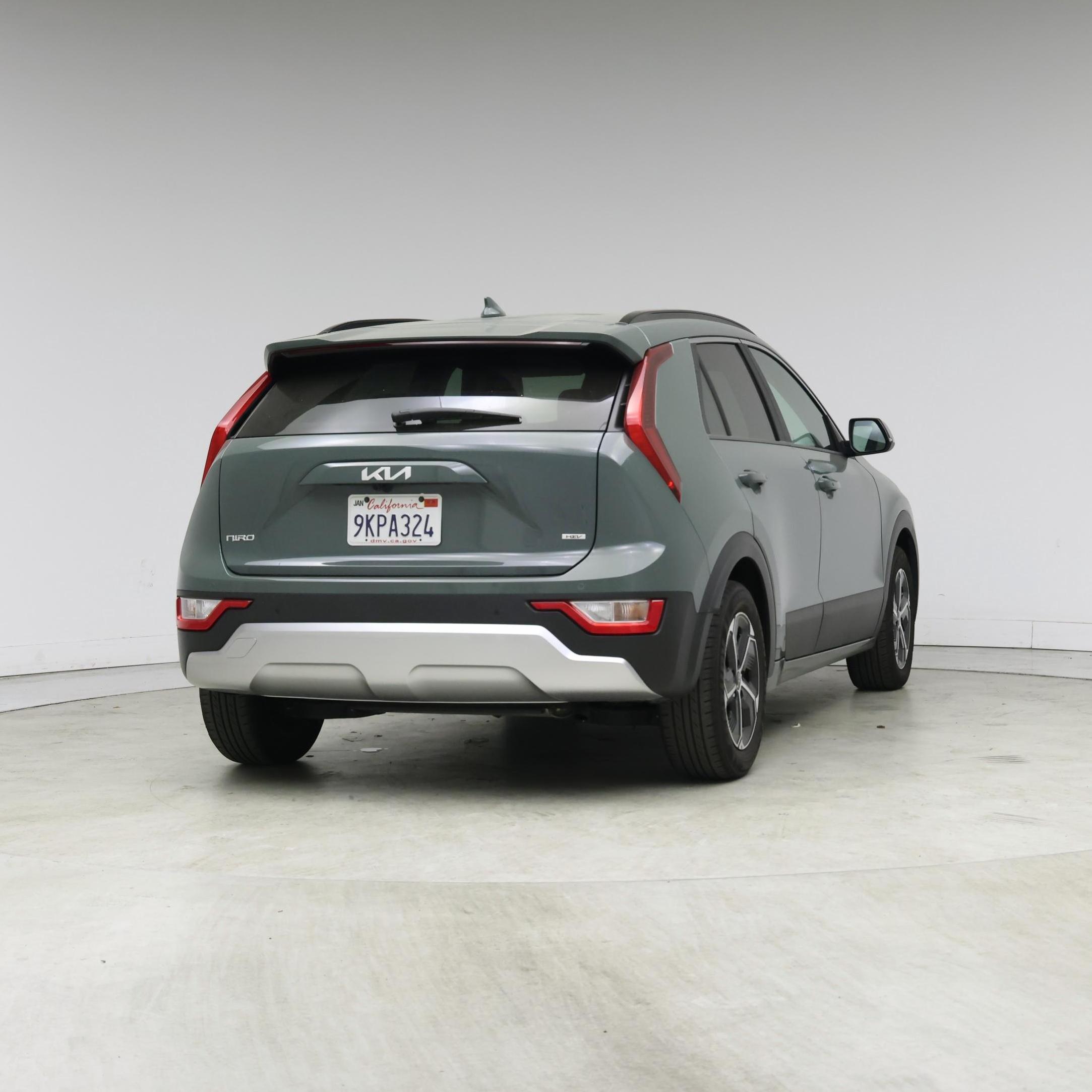 Thumbnail: 2024 Kia Niro - 8