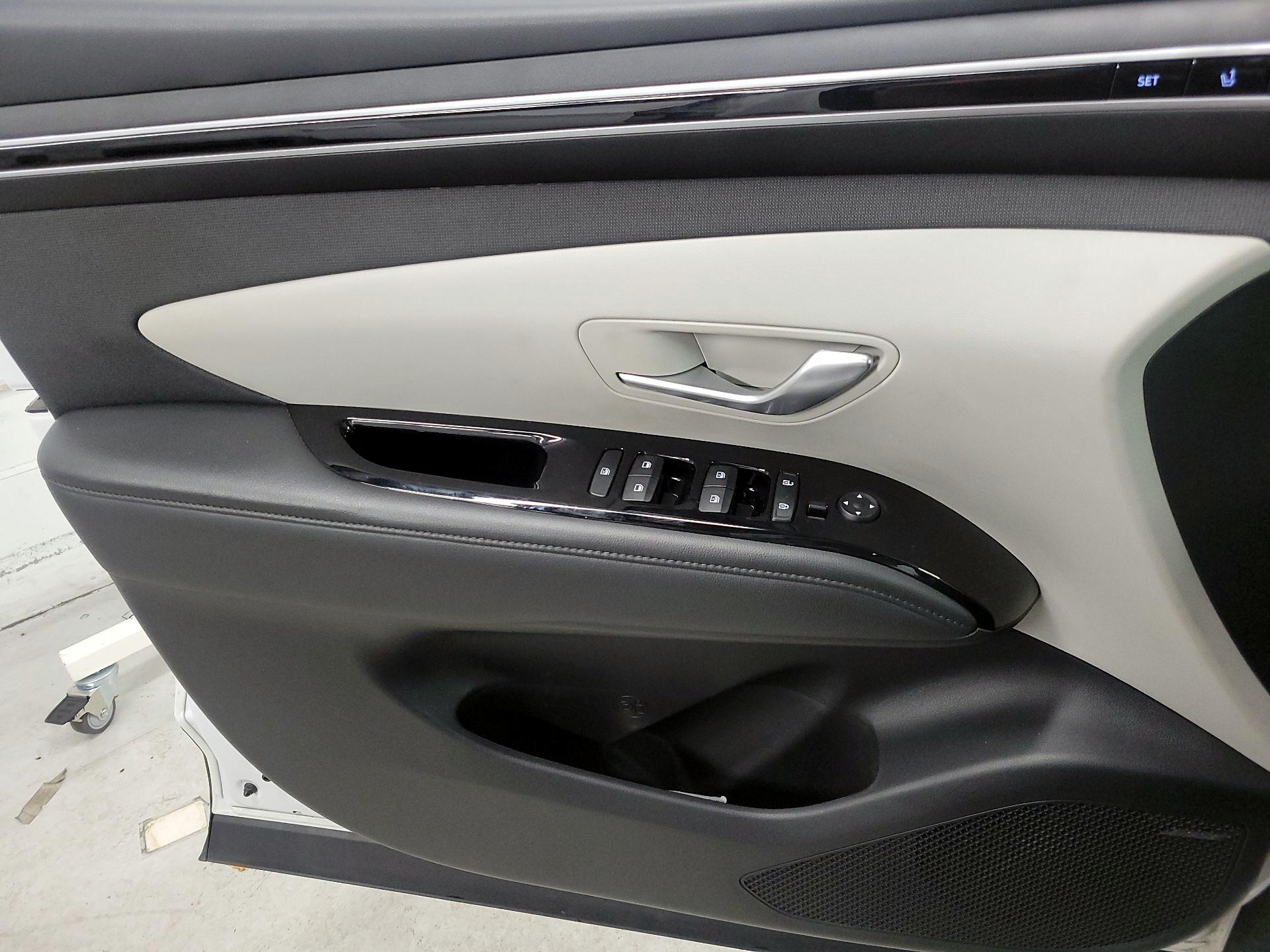 Thumbnail: 2022 Hyundai Tucson - 12