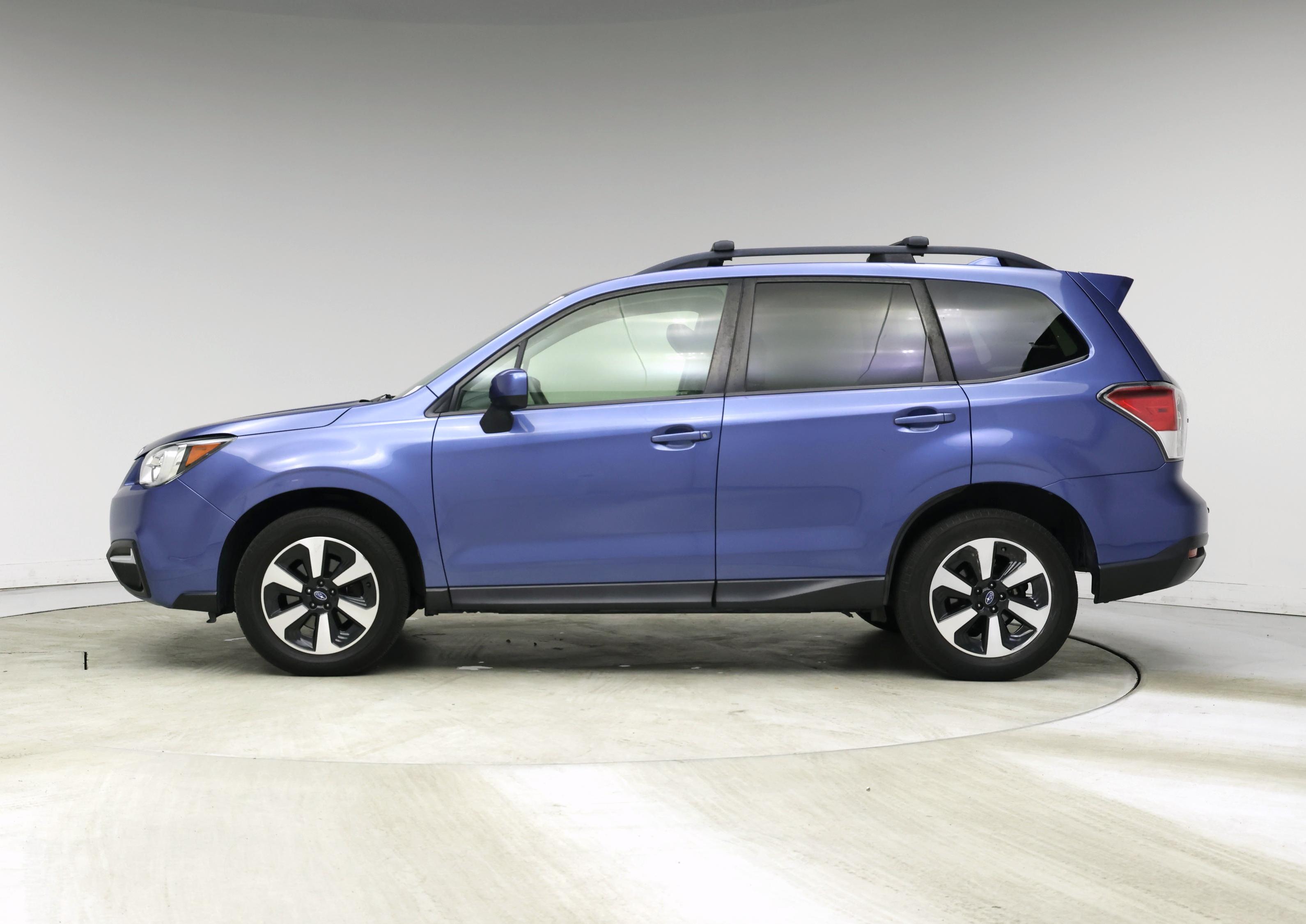 Thumbnail: 2017 Subaru Forester - 3