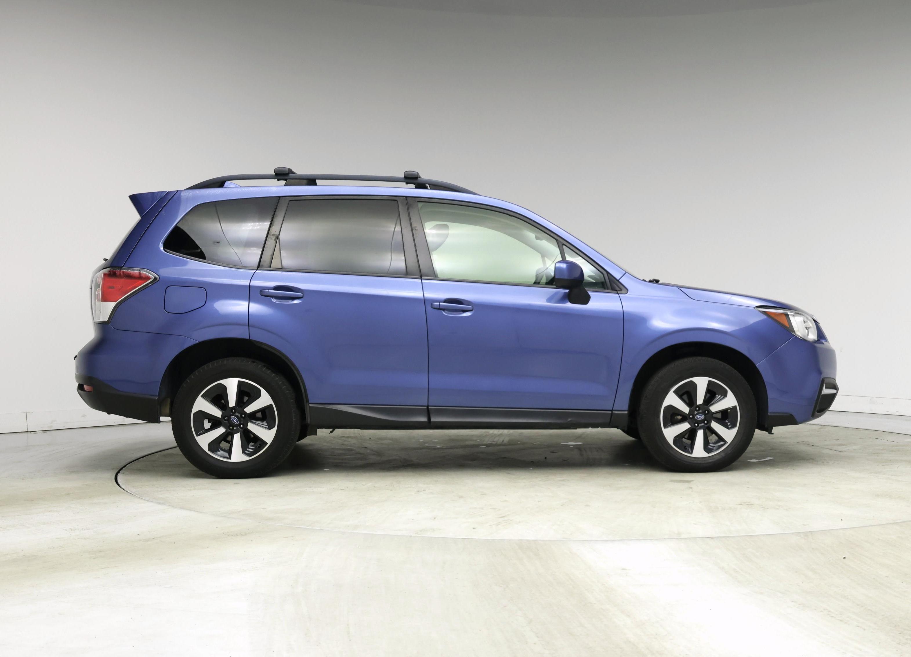 Thumbnail: 2017 Subaru Forester - 7