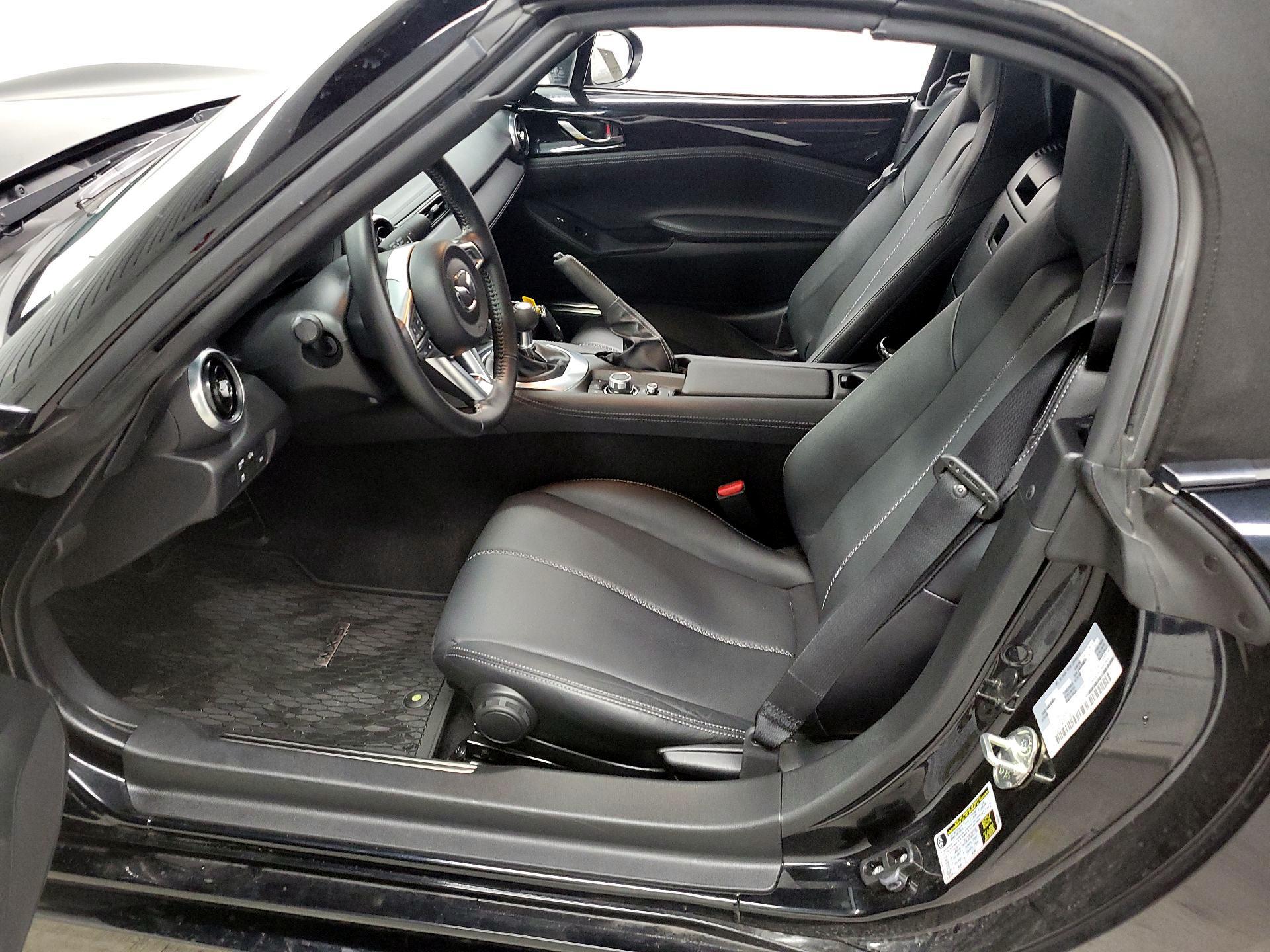 Thumbnail: 2024 Mazda MX-5 Miata - 11