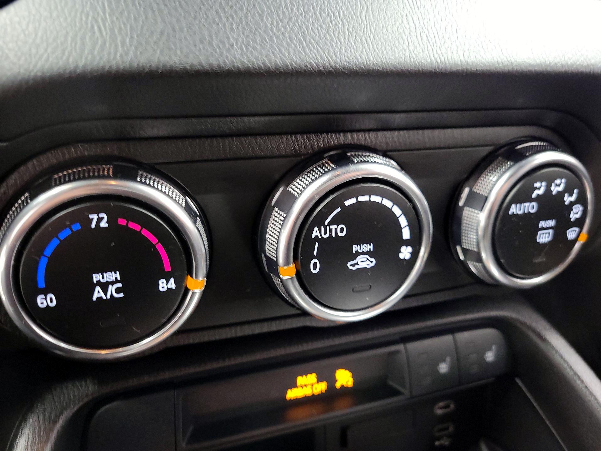 Thumbnail: 2024 Mazda MX-5 Miata - 17