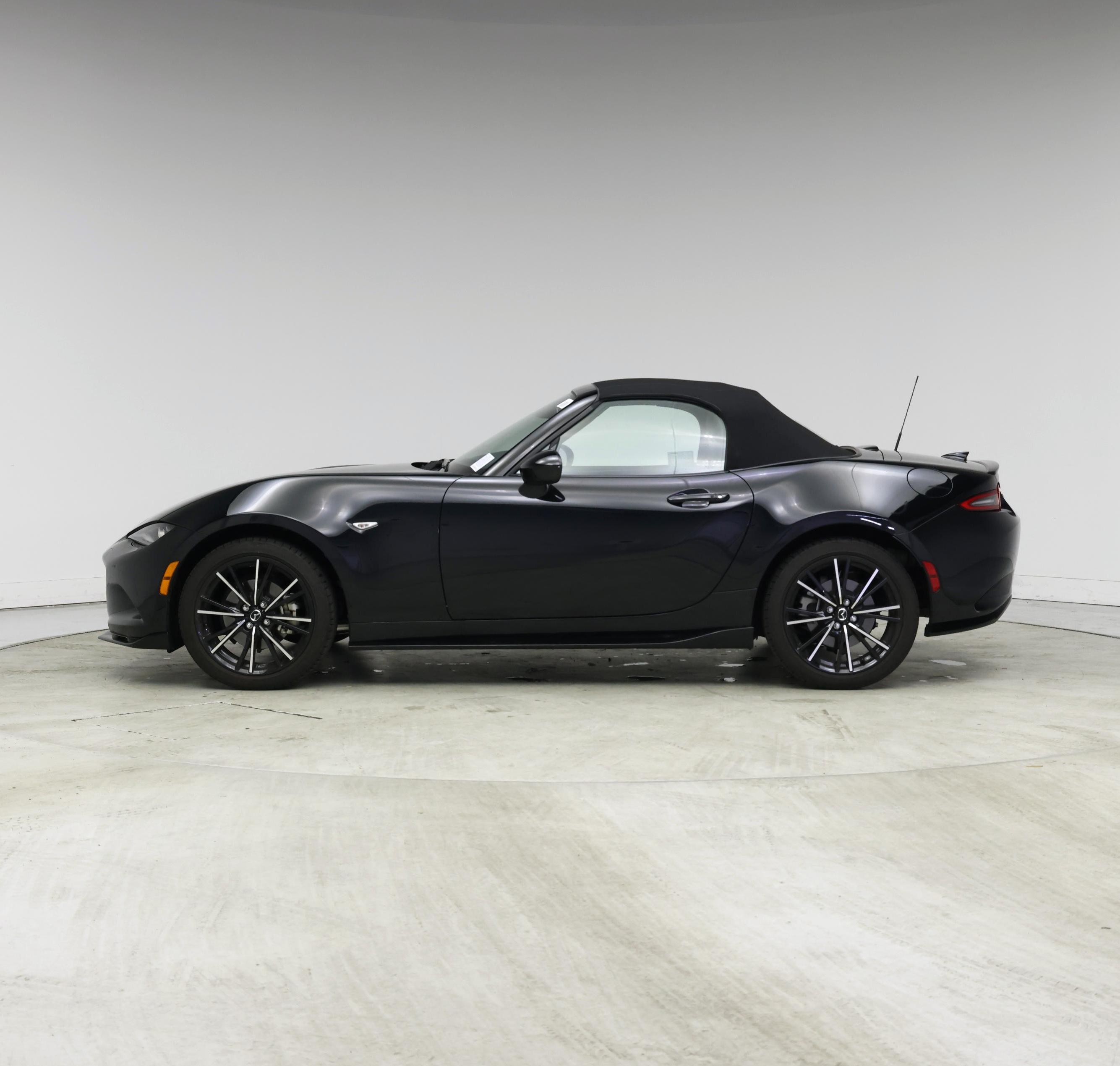 Thumbnail: 2024 Mazda MX-5 Miata - 3