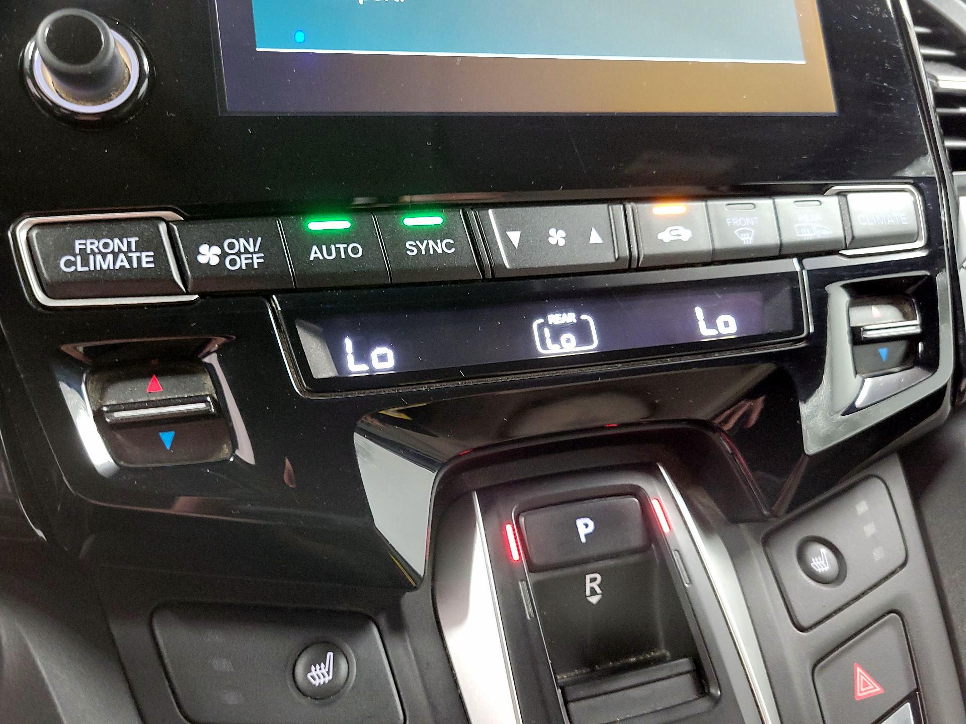 Thumbnail: 2019 Honda Odyssey - 16