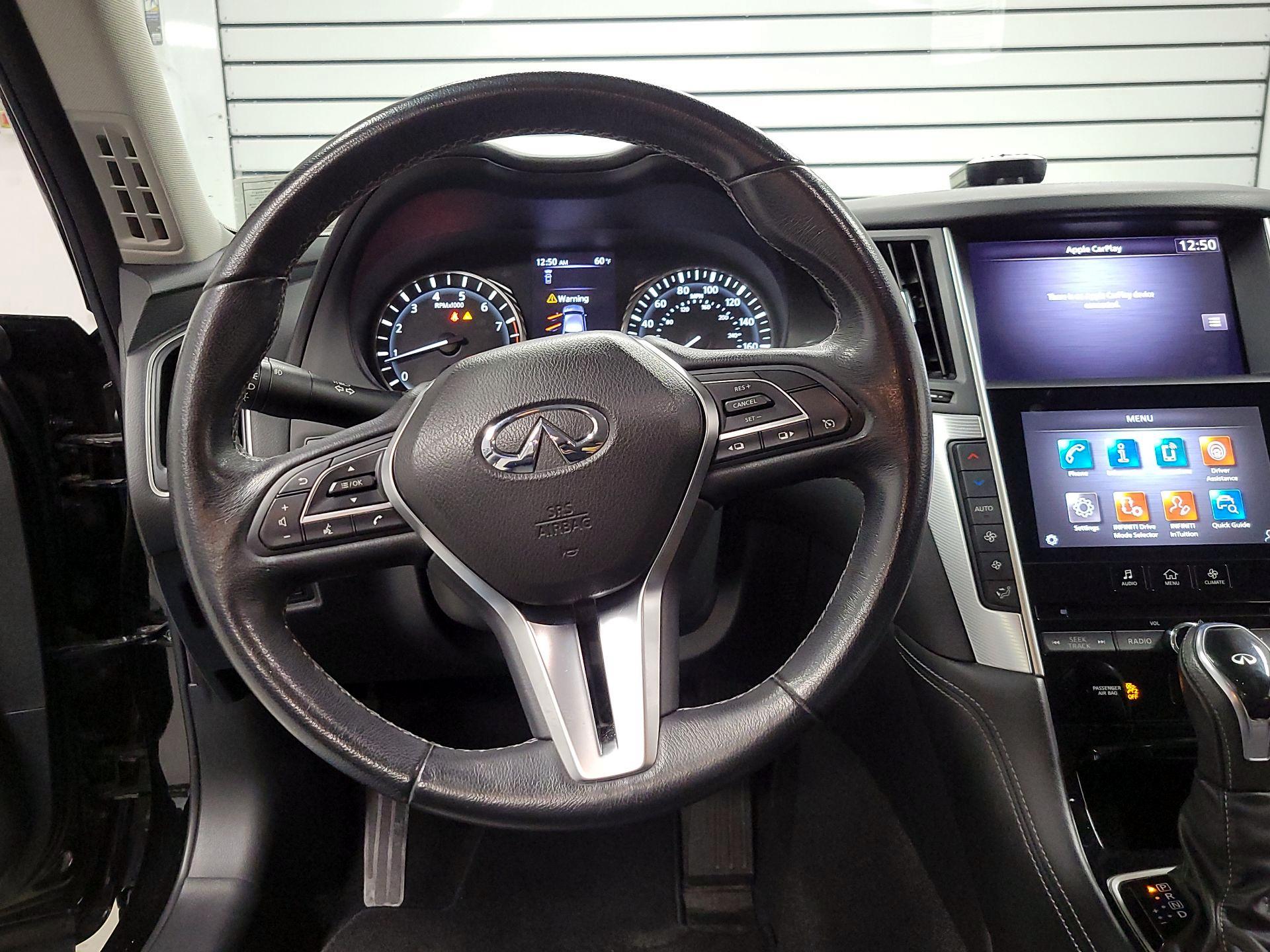 Thumbnail: 2020 INFINITI Q50 - 10