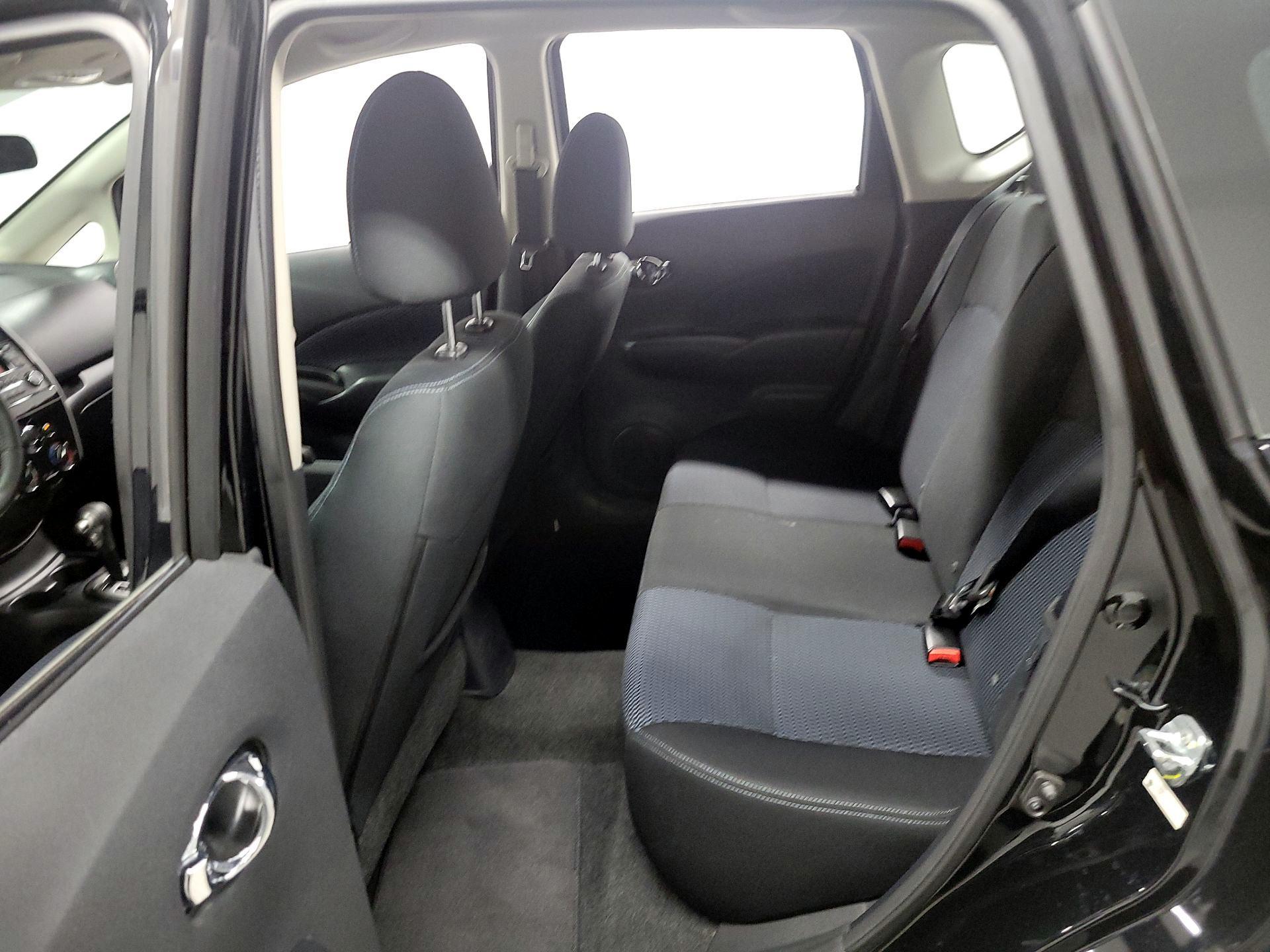 Thumbnail: 2015 Nissan Versa Note - 17