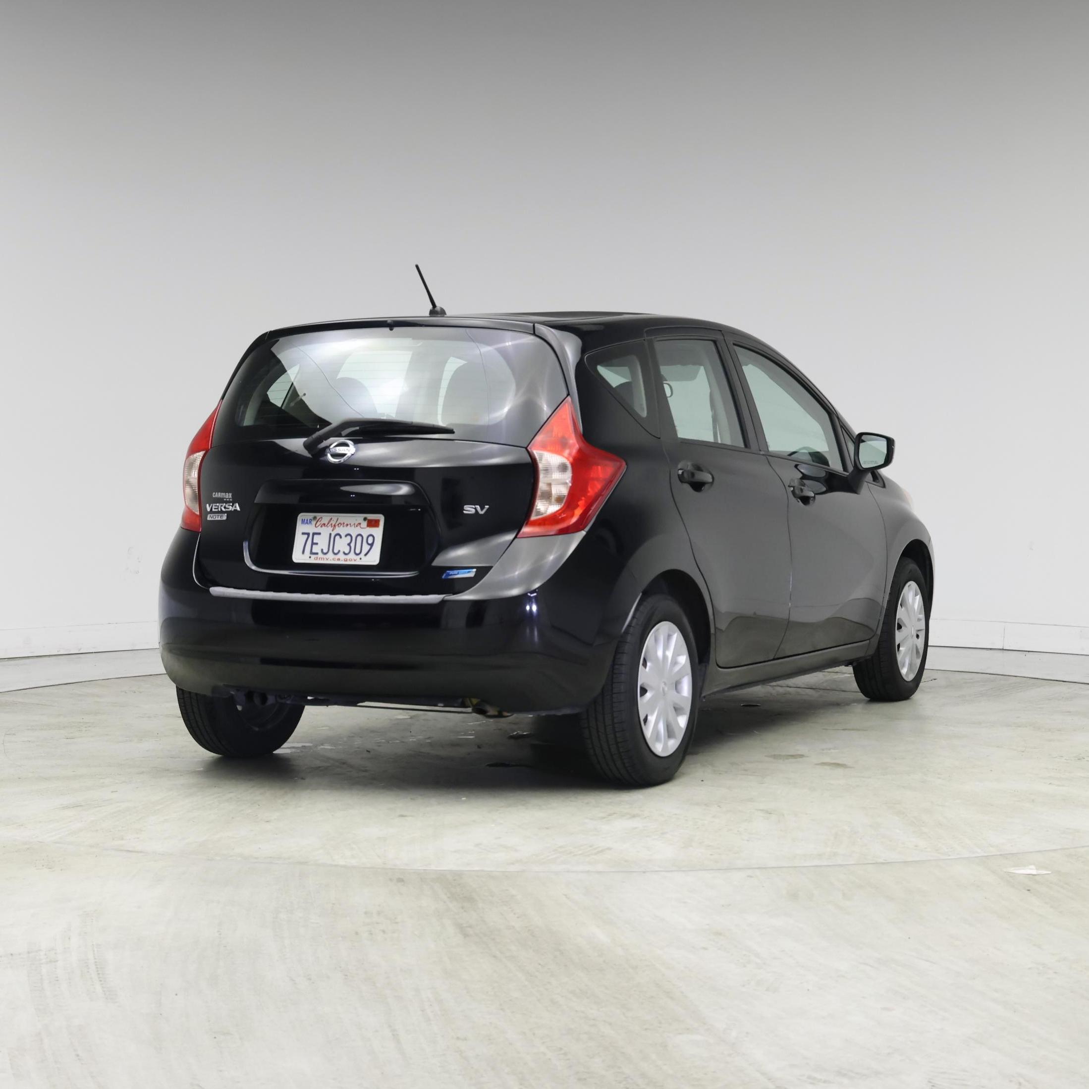Thumbnail: 2015 Nissan Versa Note - 8