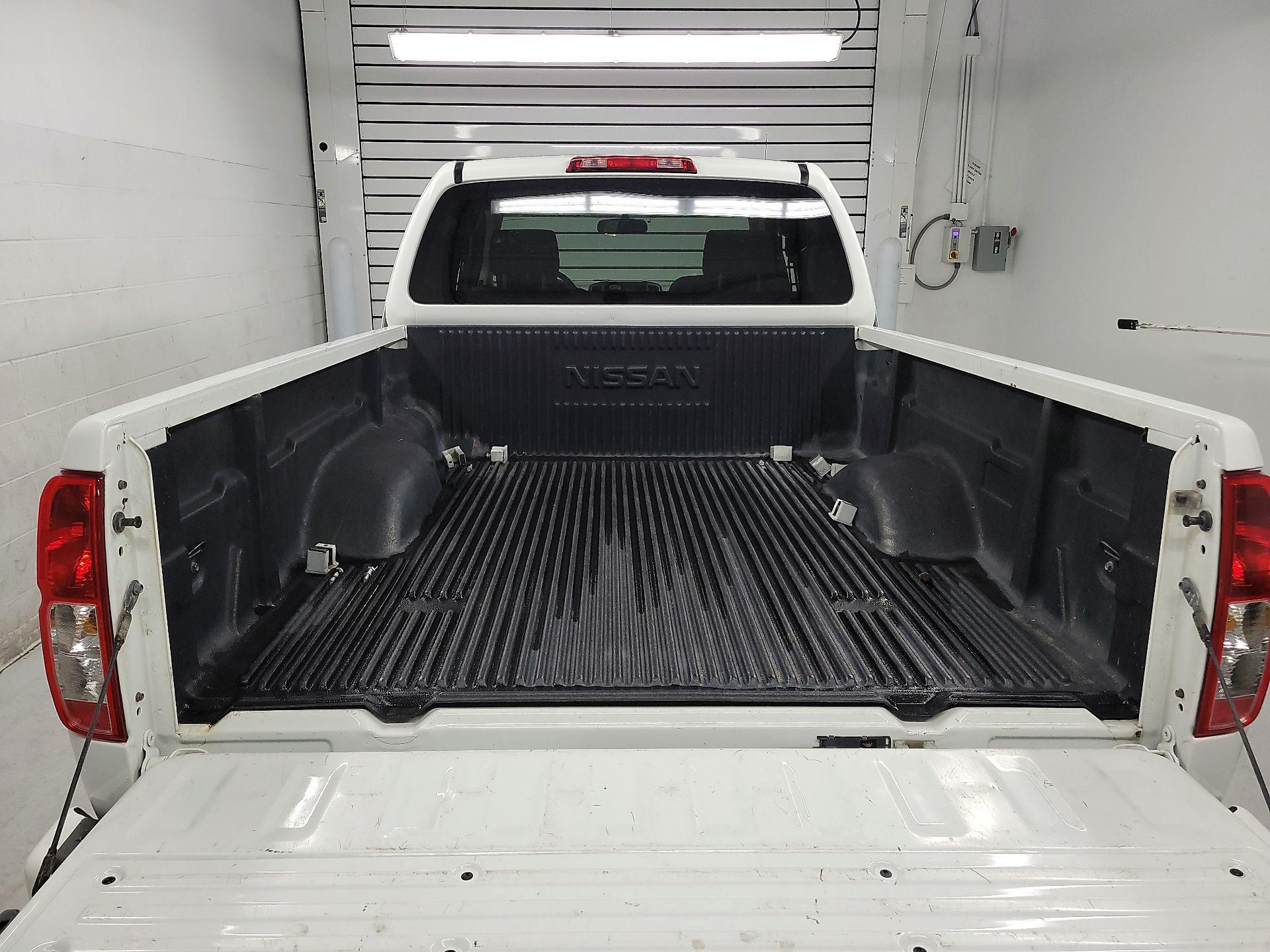 Thumbnail: 2018 Nissan Frontier - 17