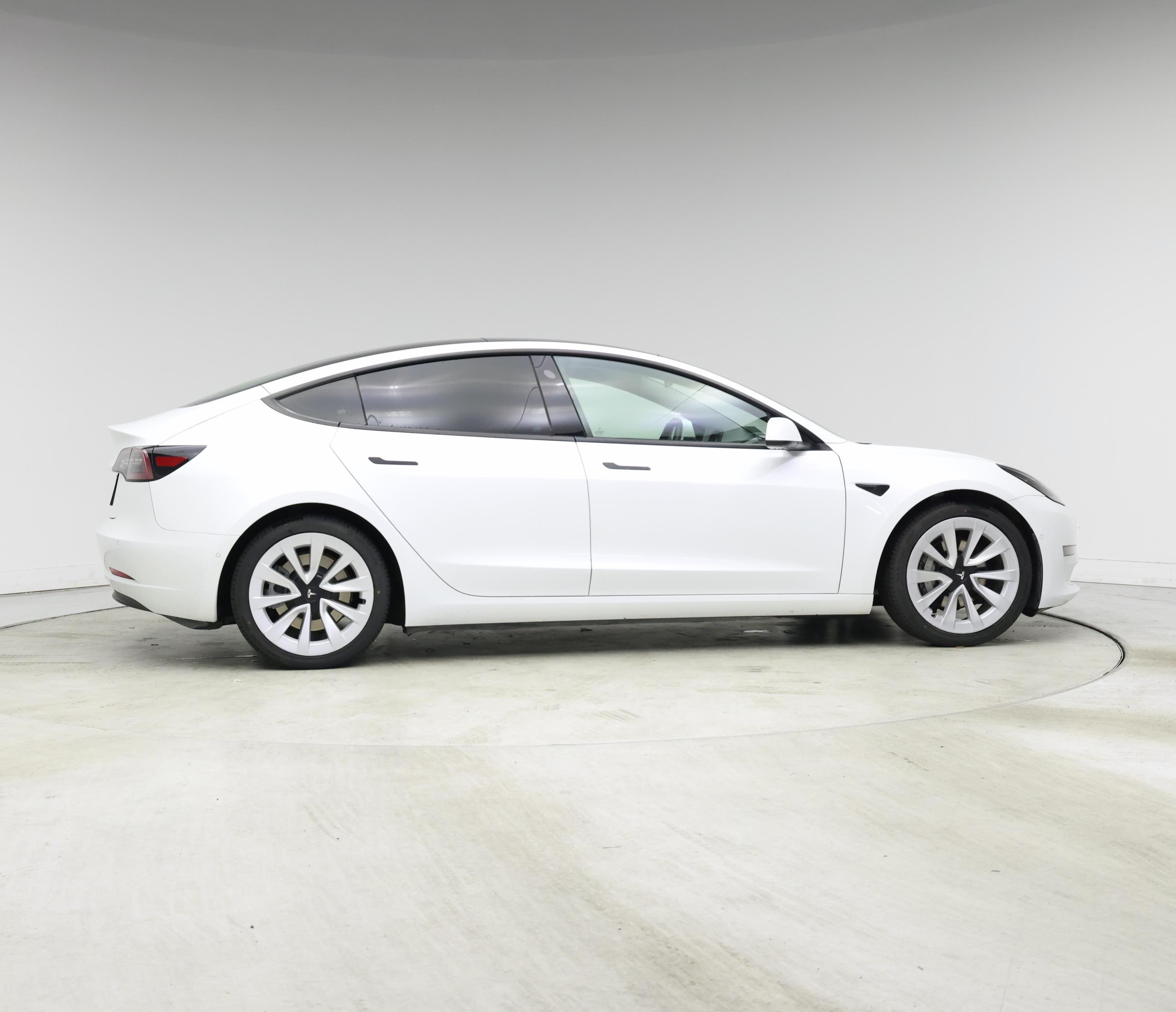 Thumbnail: 2021 Tesla Model 3 - 7