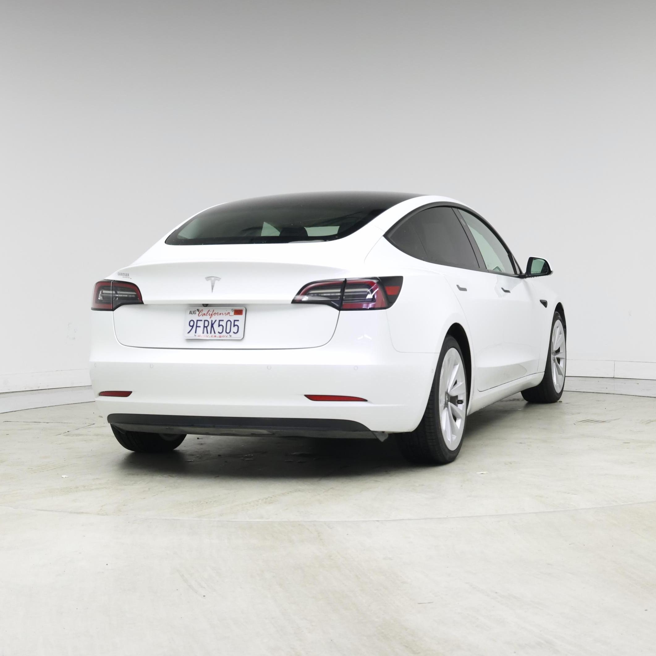 Thumbnail: 2021 Tesla Model 3 - 8