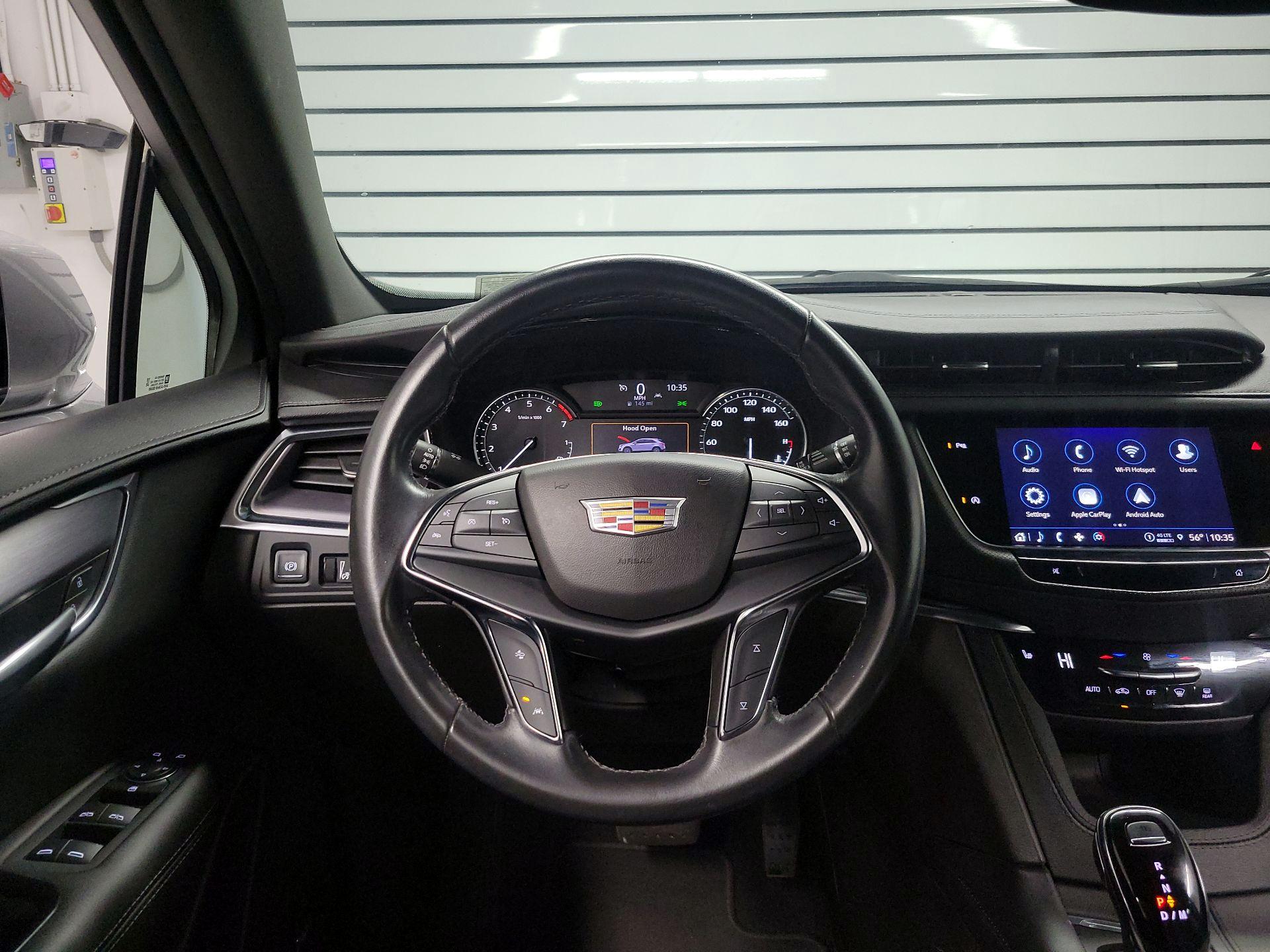 Thumbnail: 2023 Cadillac XT5 - 10
