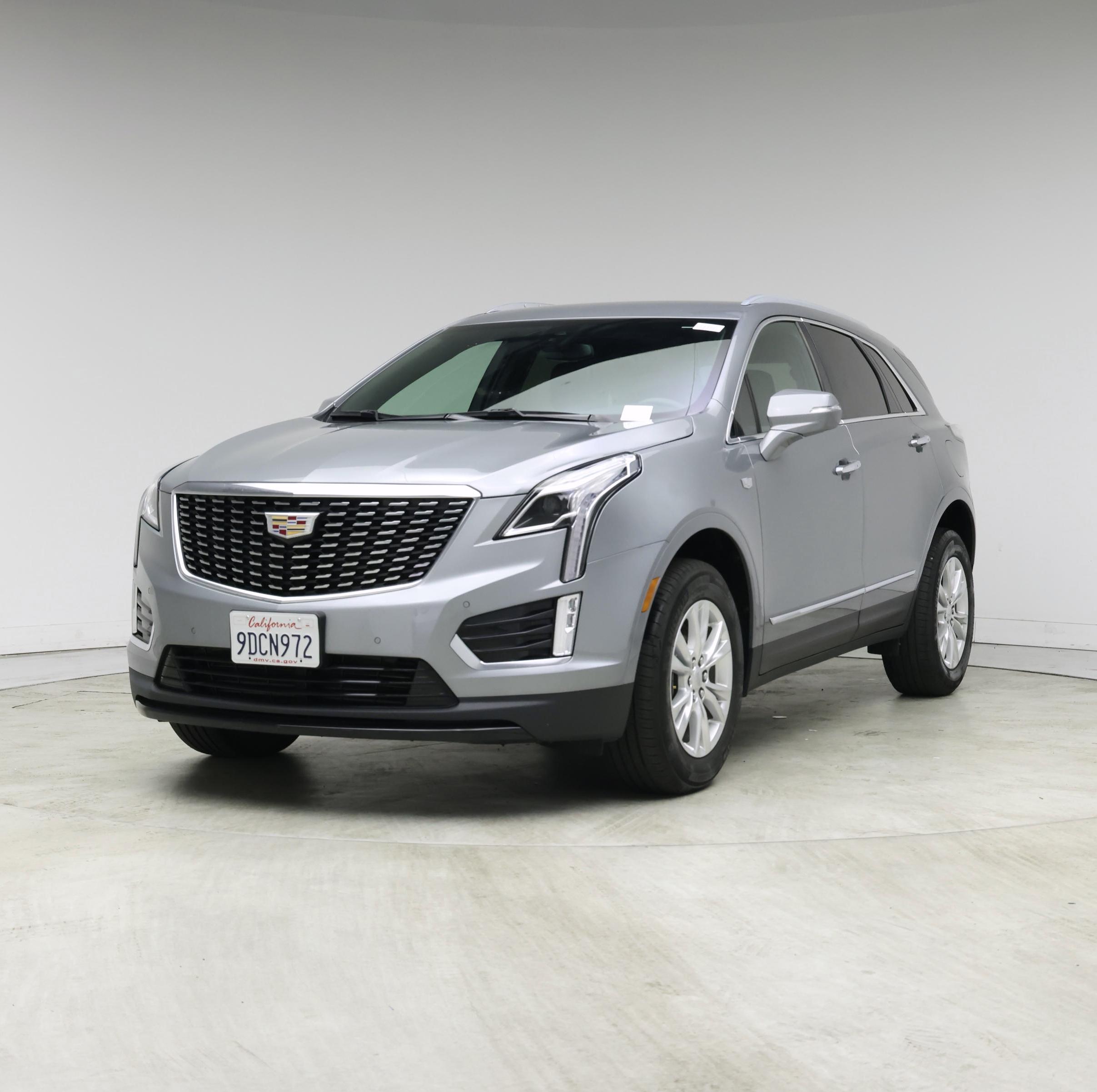 Thumbnail: 2023 Cadillac XT5 - 4