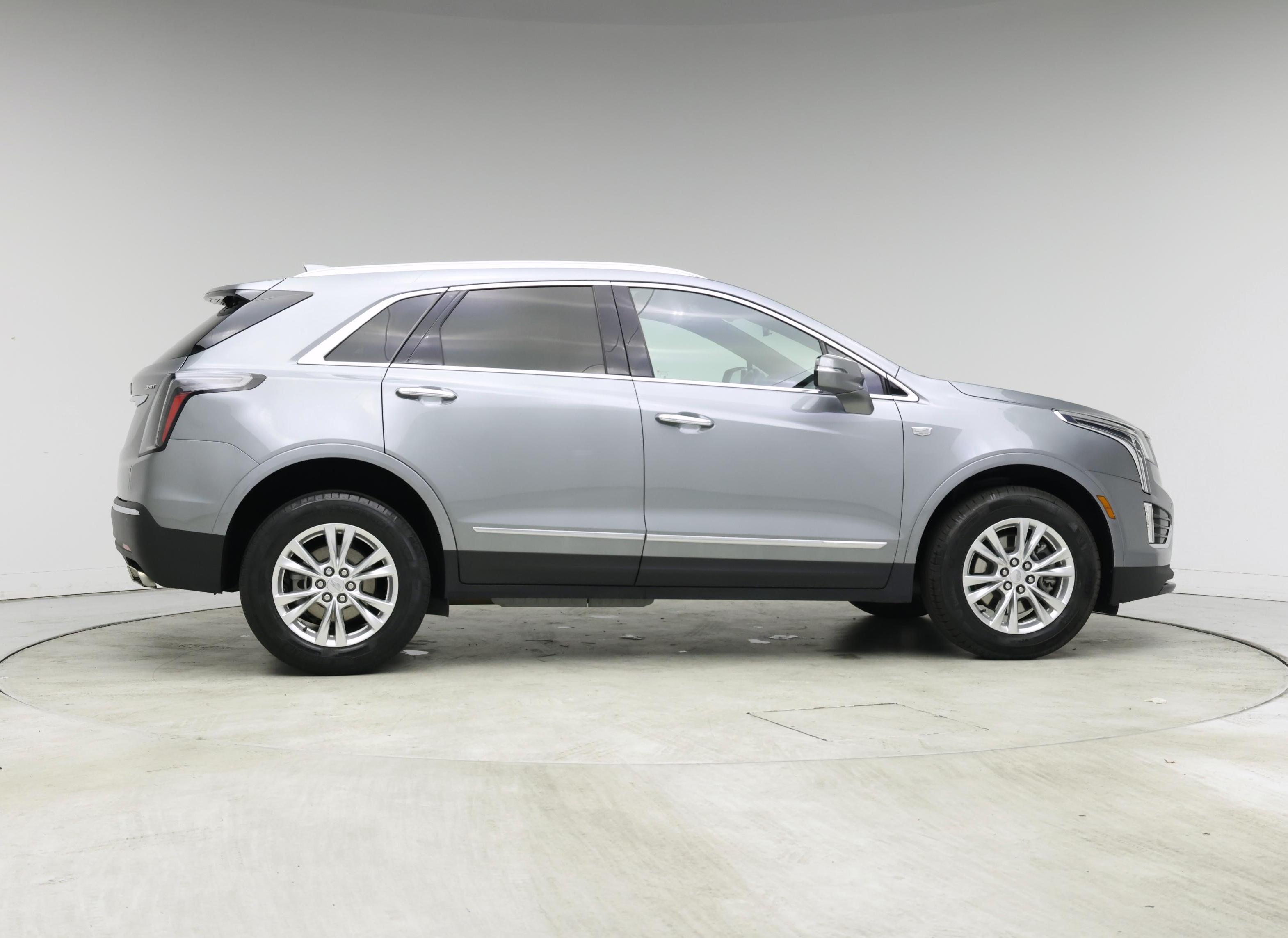 Thumbnail: 2023 Cadillac XT5 - 7