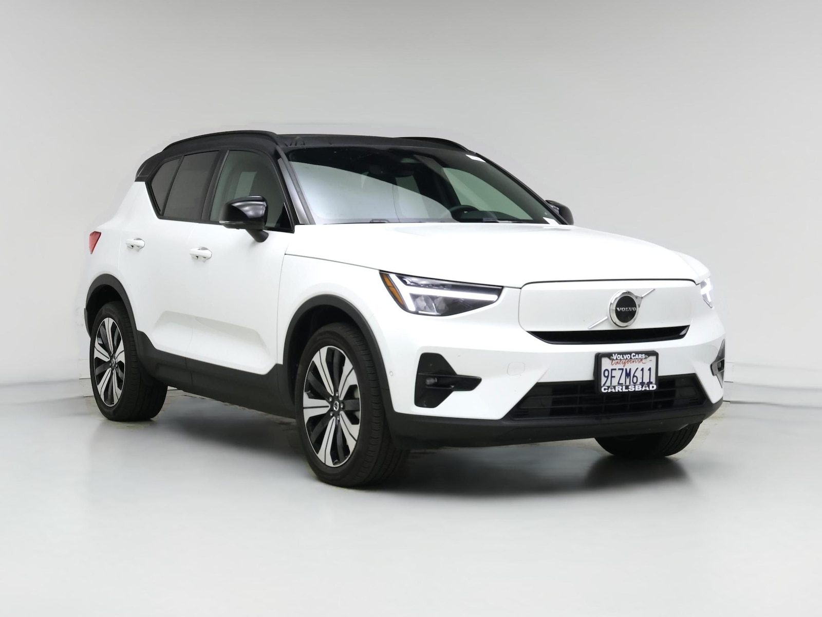 2023 Volvo XC40 Plus