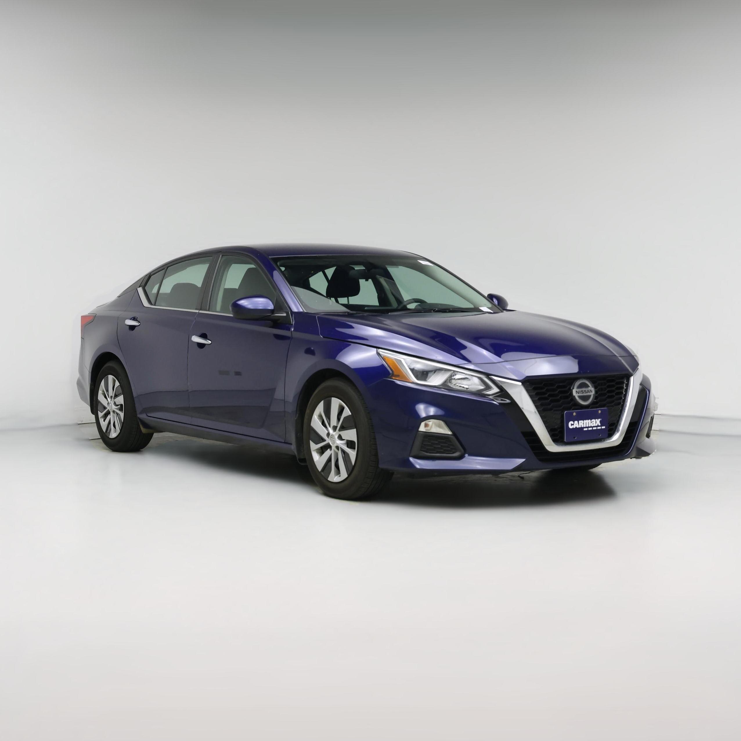 Thumbnail: 2020 Nissan Altima - 1