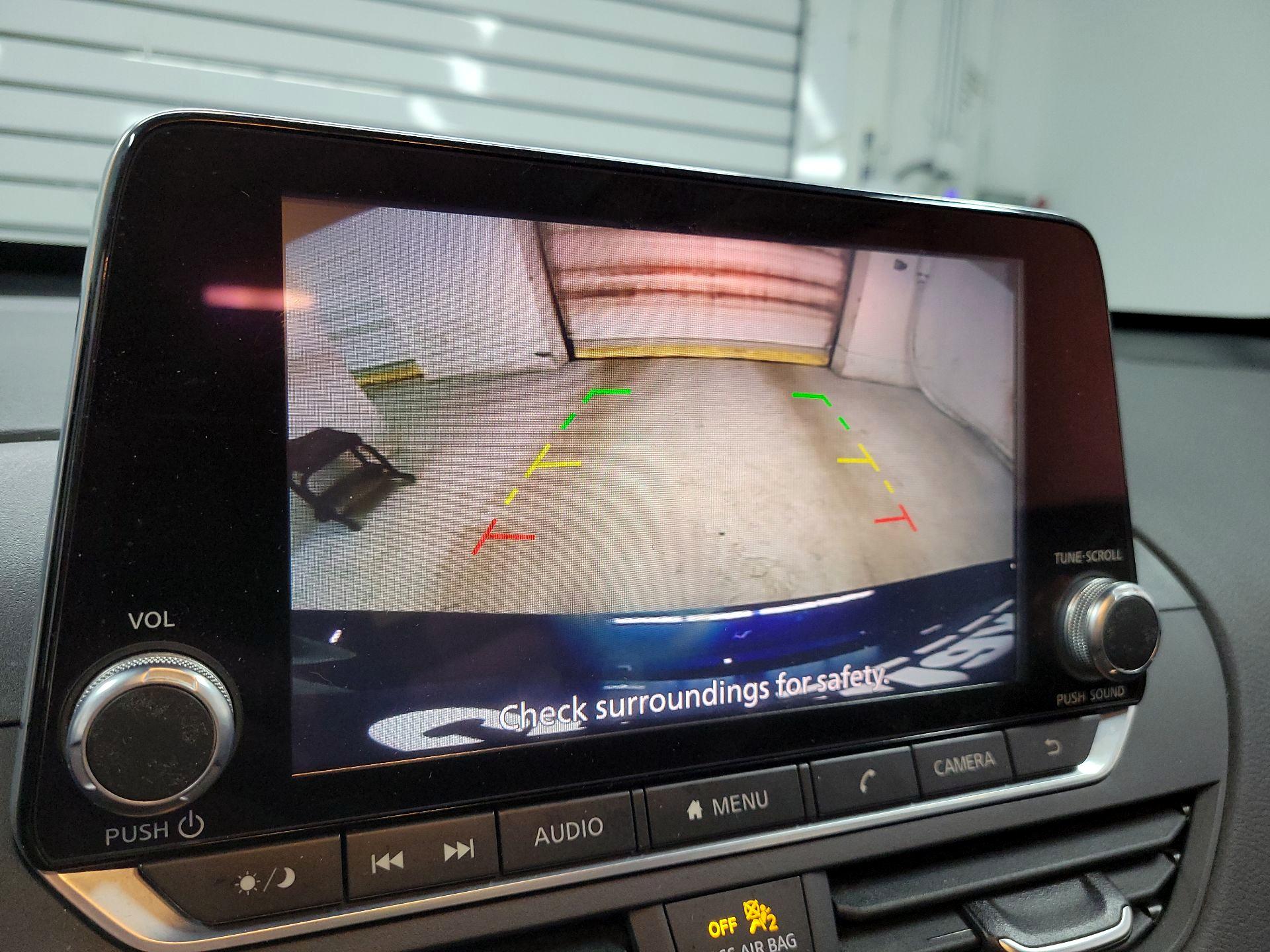 Thumbnail: 2020 Nissan Altima - 14