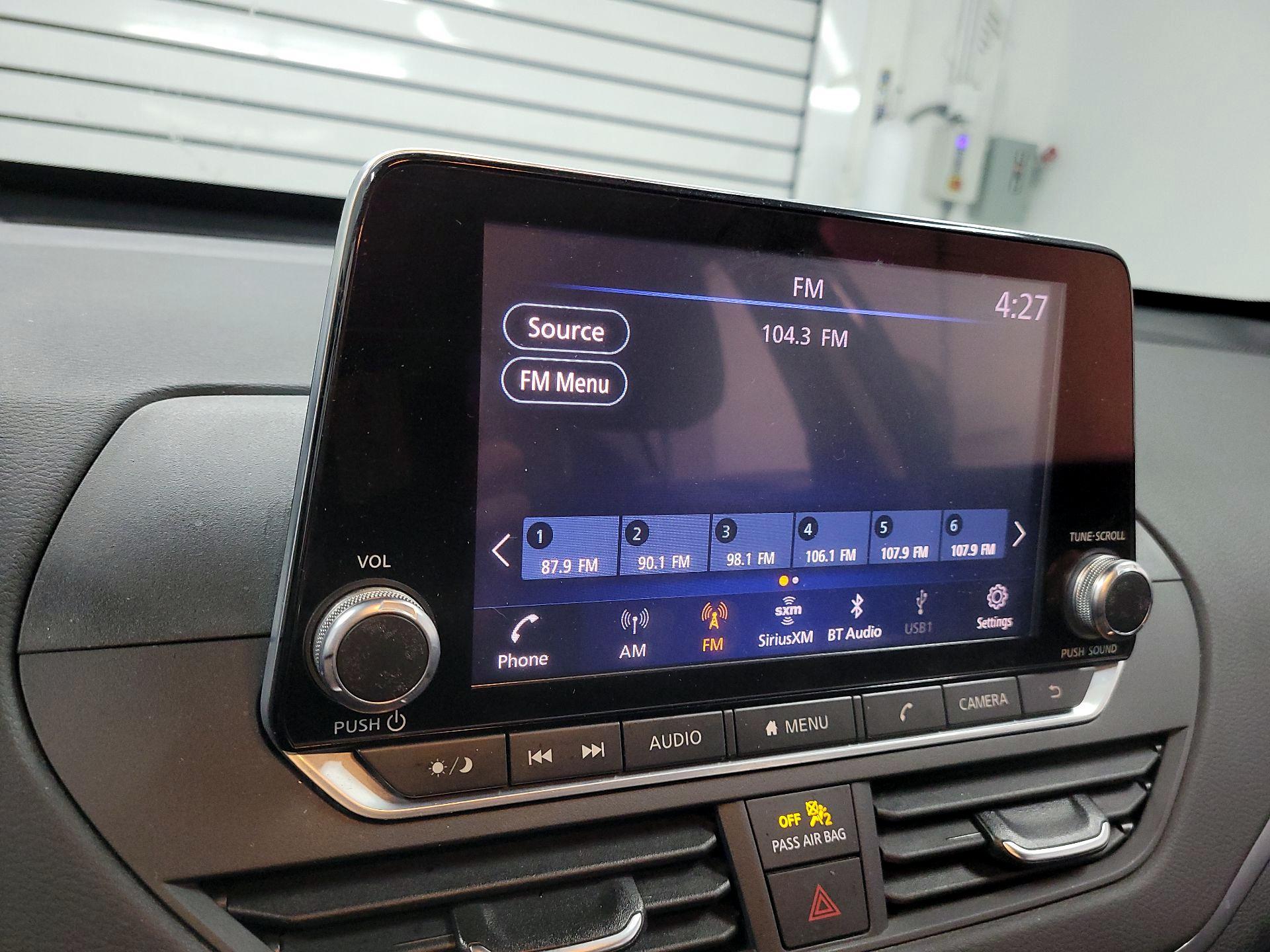 Thumbnail: 2020 Nissan Altima - 15