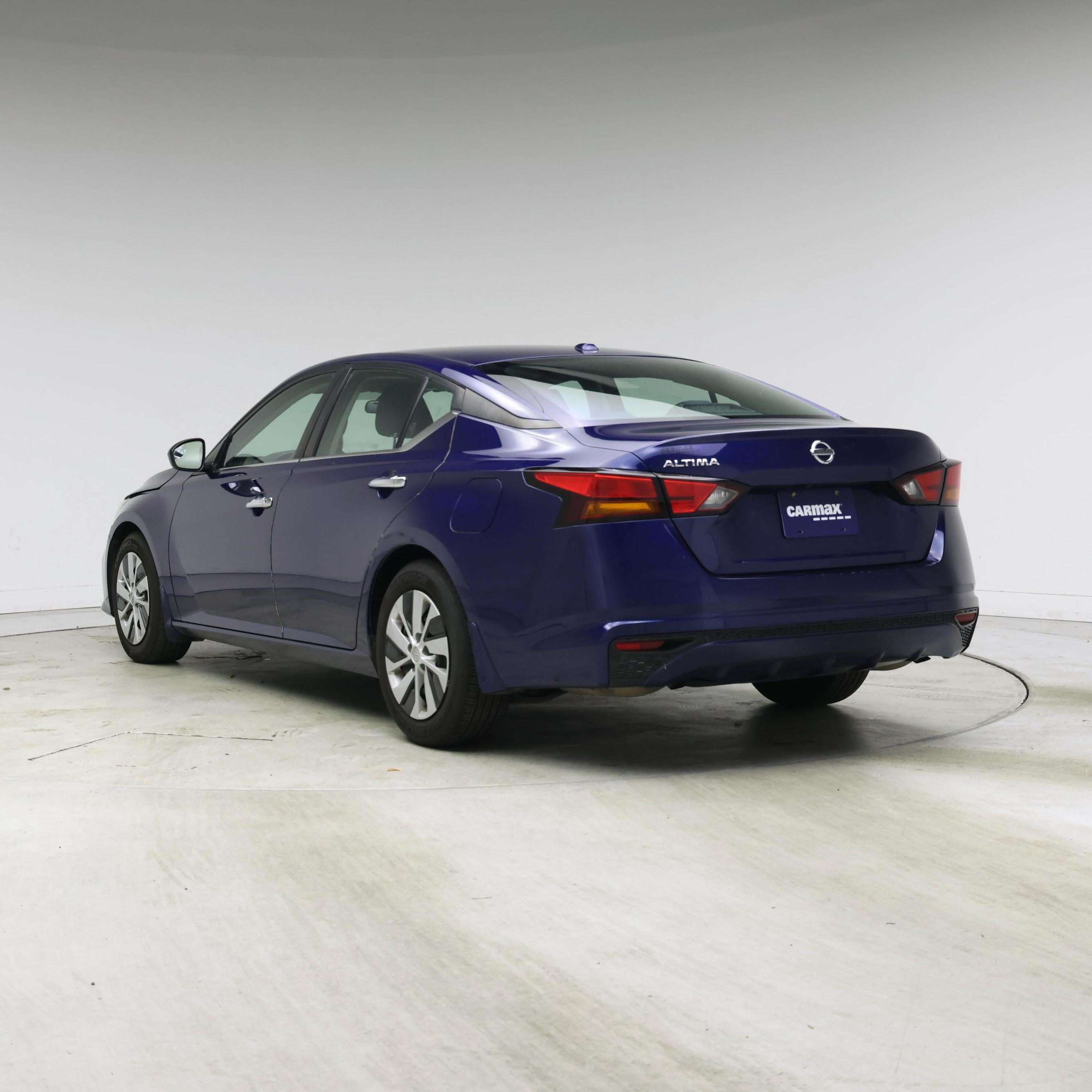 Thumbnail: 2020 Nissan Altima - 2