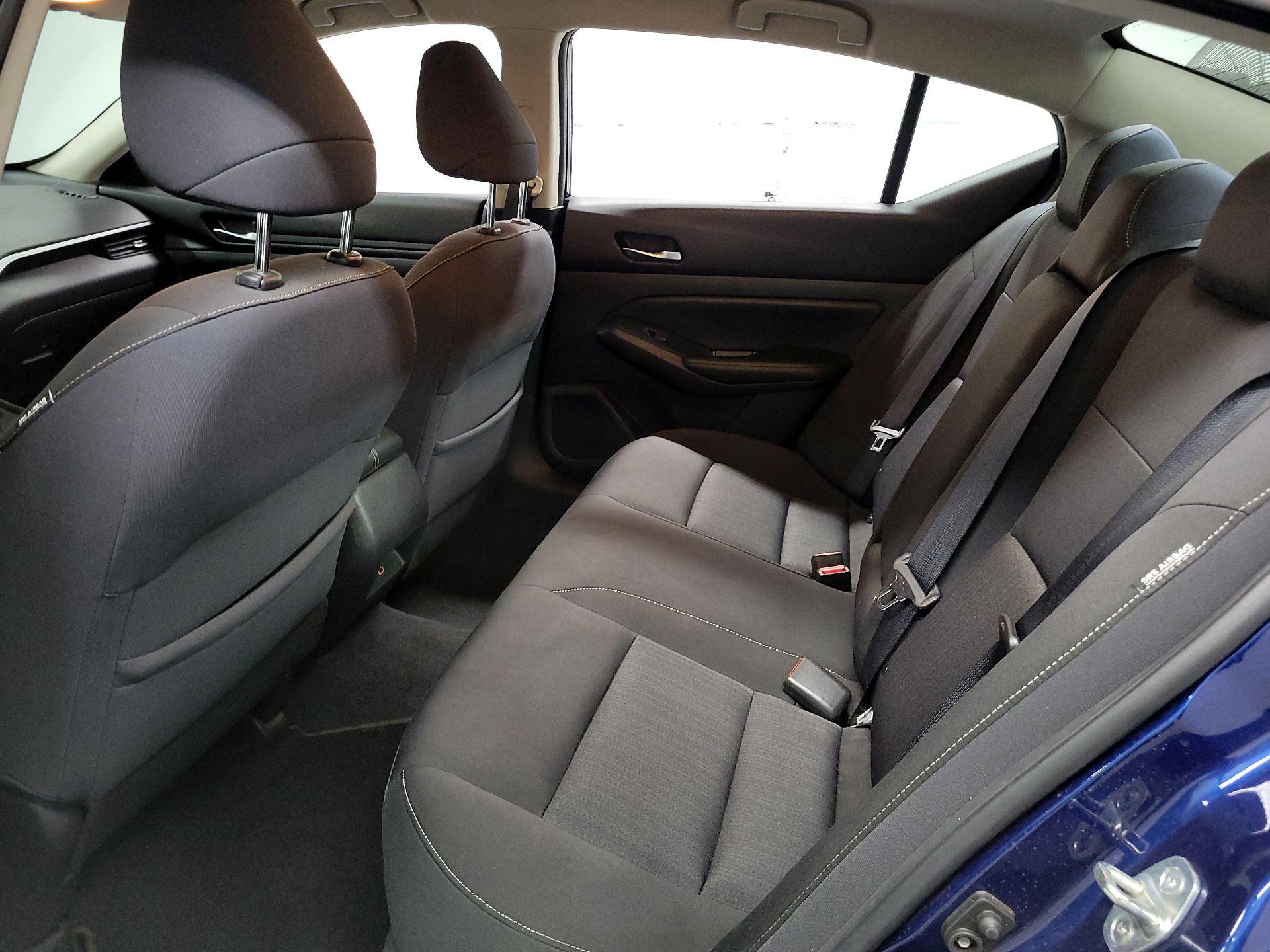 Thumbnail: 2020 Nissan Altima - 19