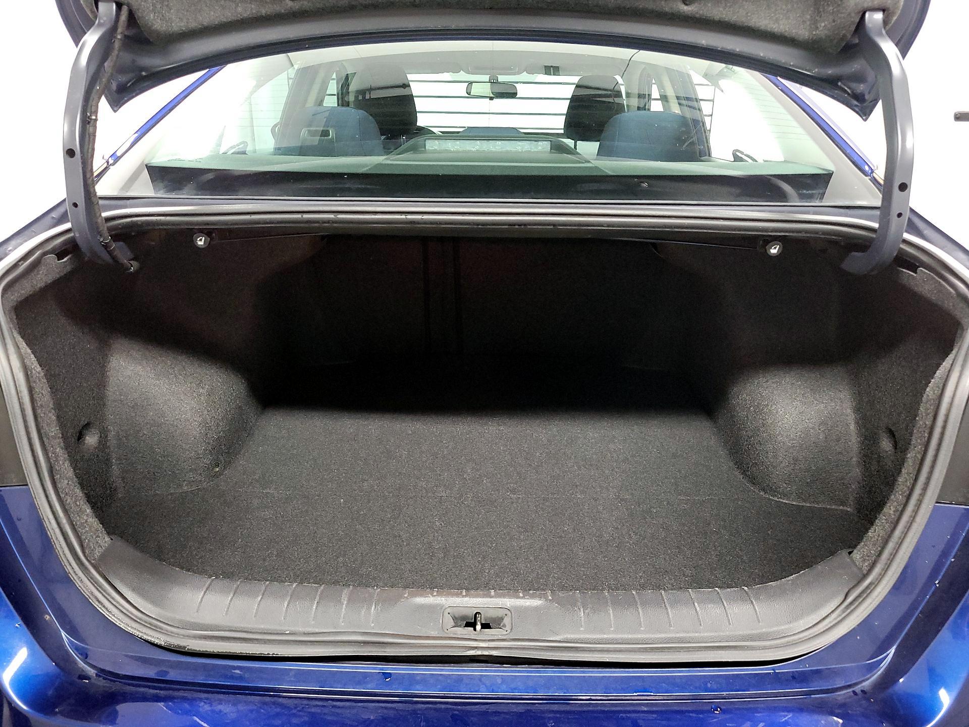 Thumbnail: 2020 Nissan Altima - 20