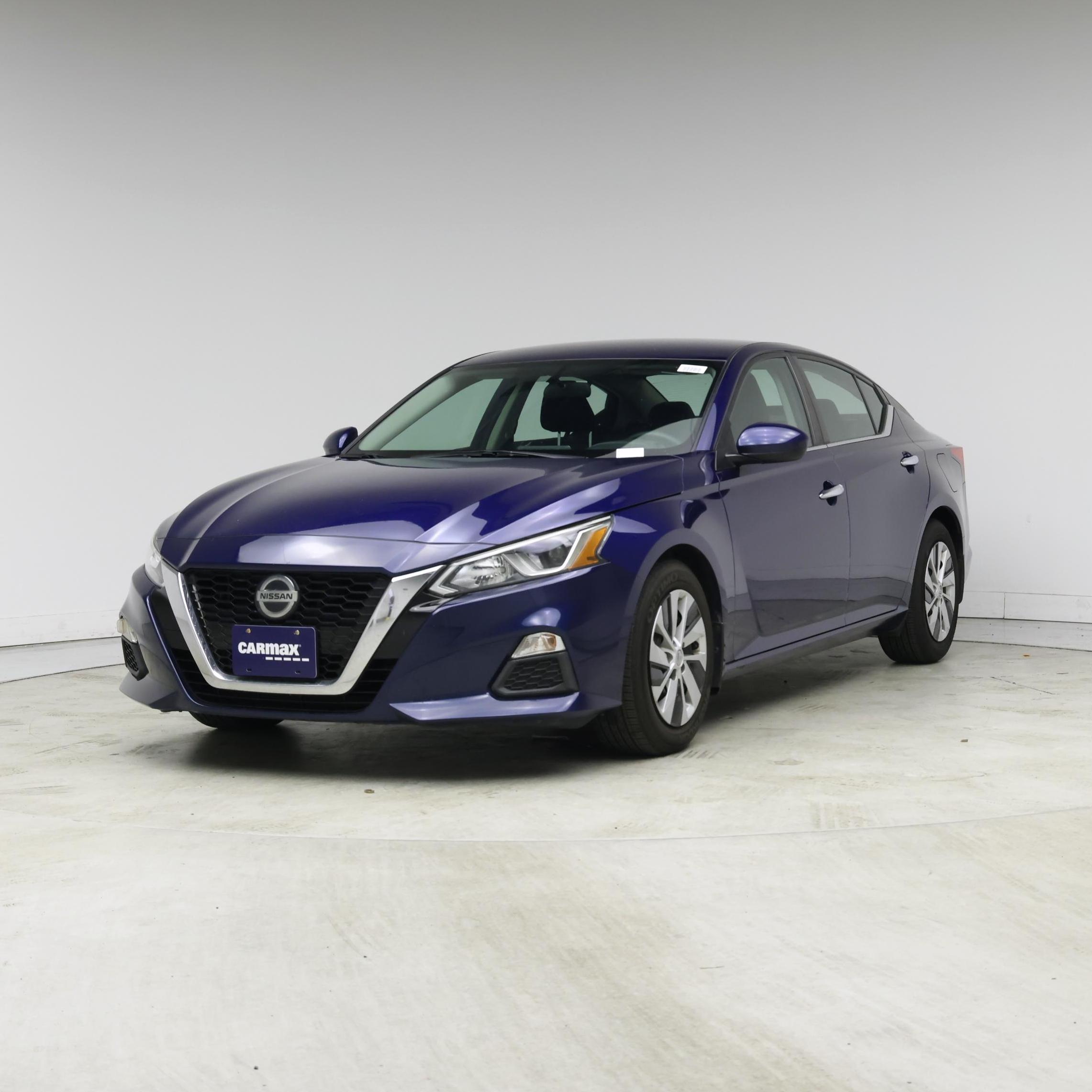 Thumbnail: 2020 Nissan Altima - 4