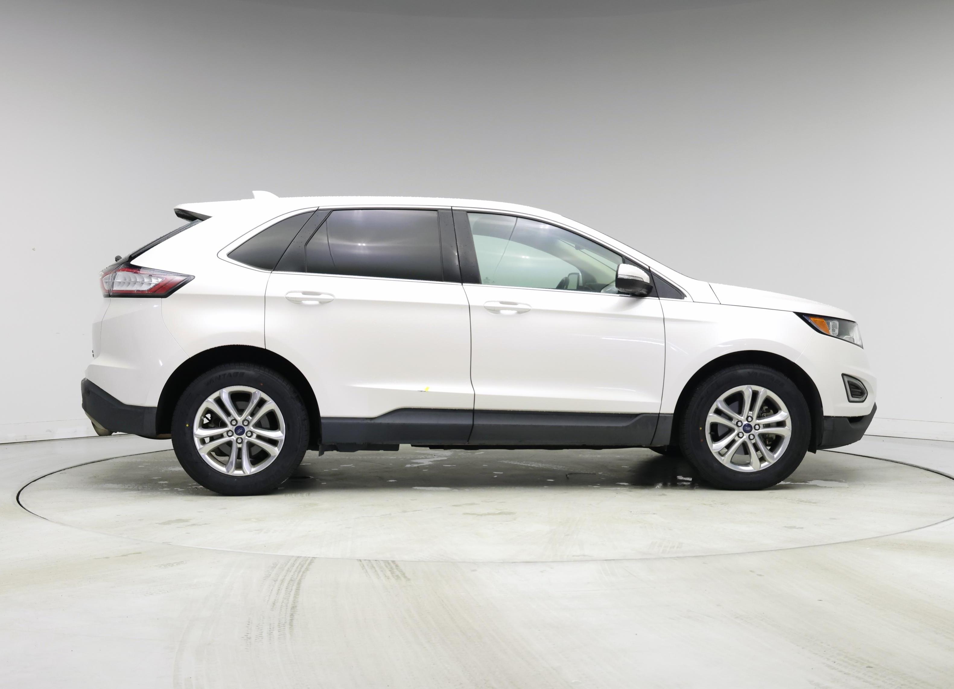 Thumbnail: 2016 Ford Edge - 7