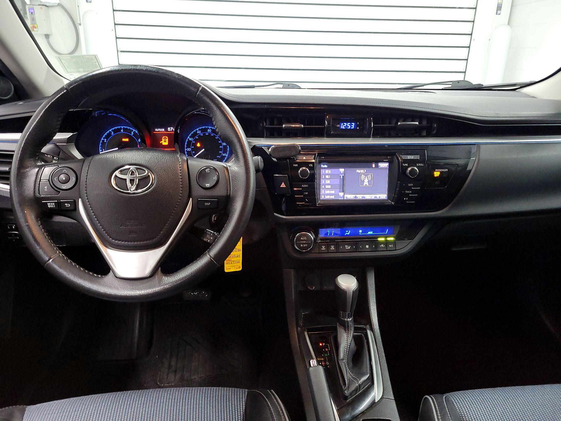 Thumbnail: 2016 Toyota Corolla - 9