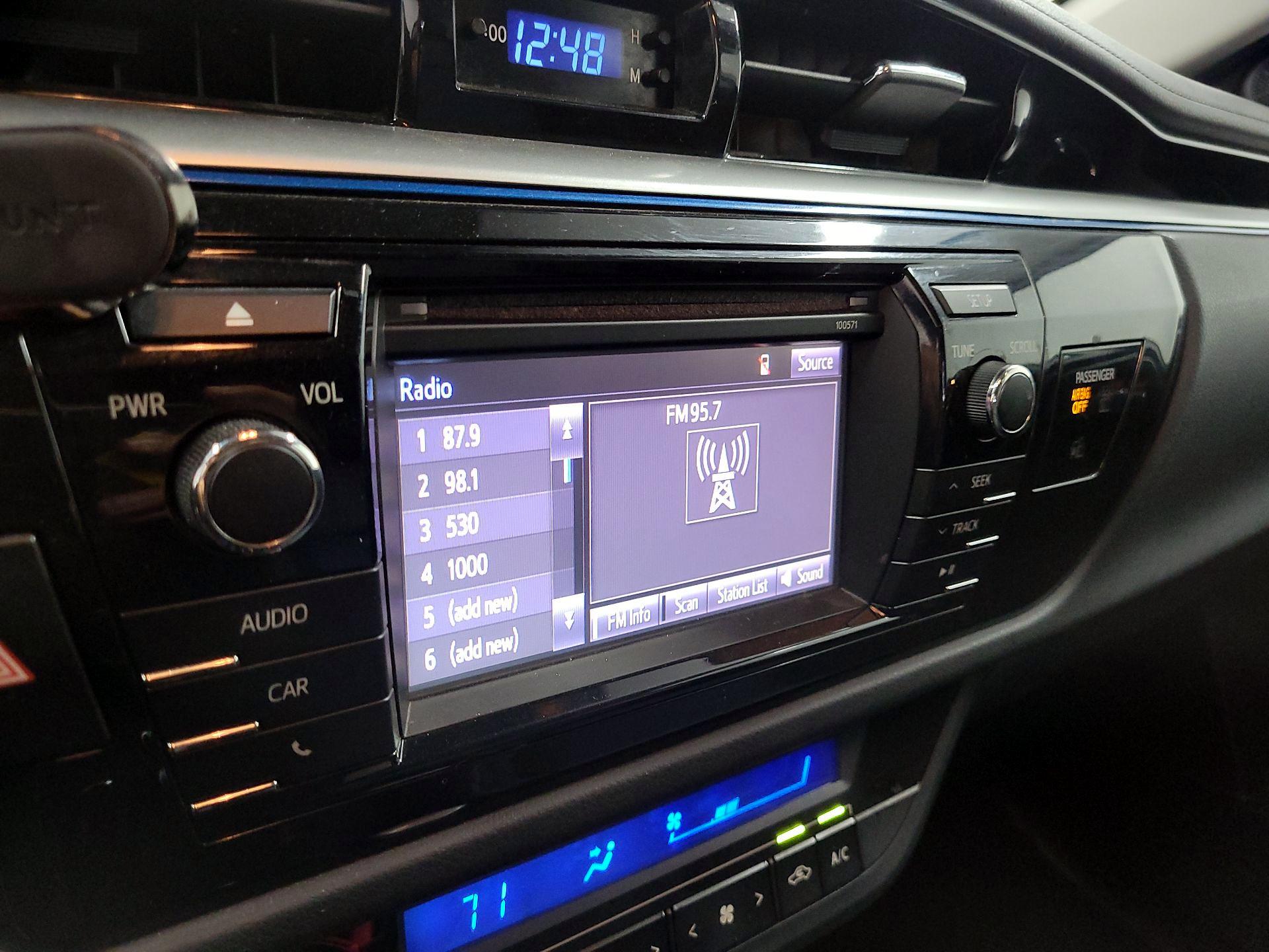 Thumbnail: 2016 Toyota Corolla - 14
