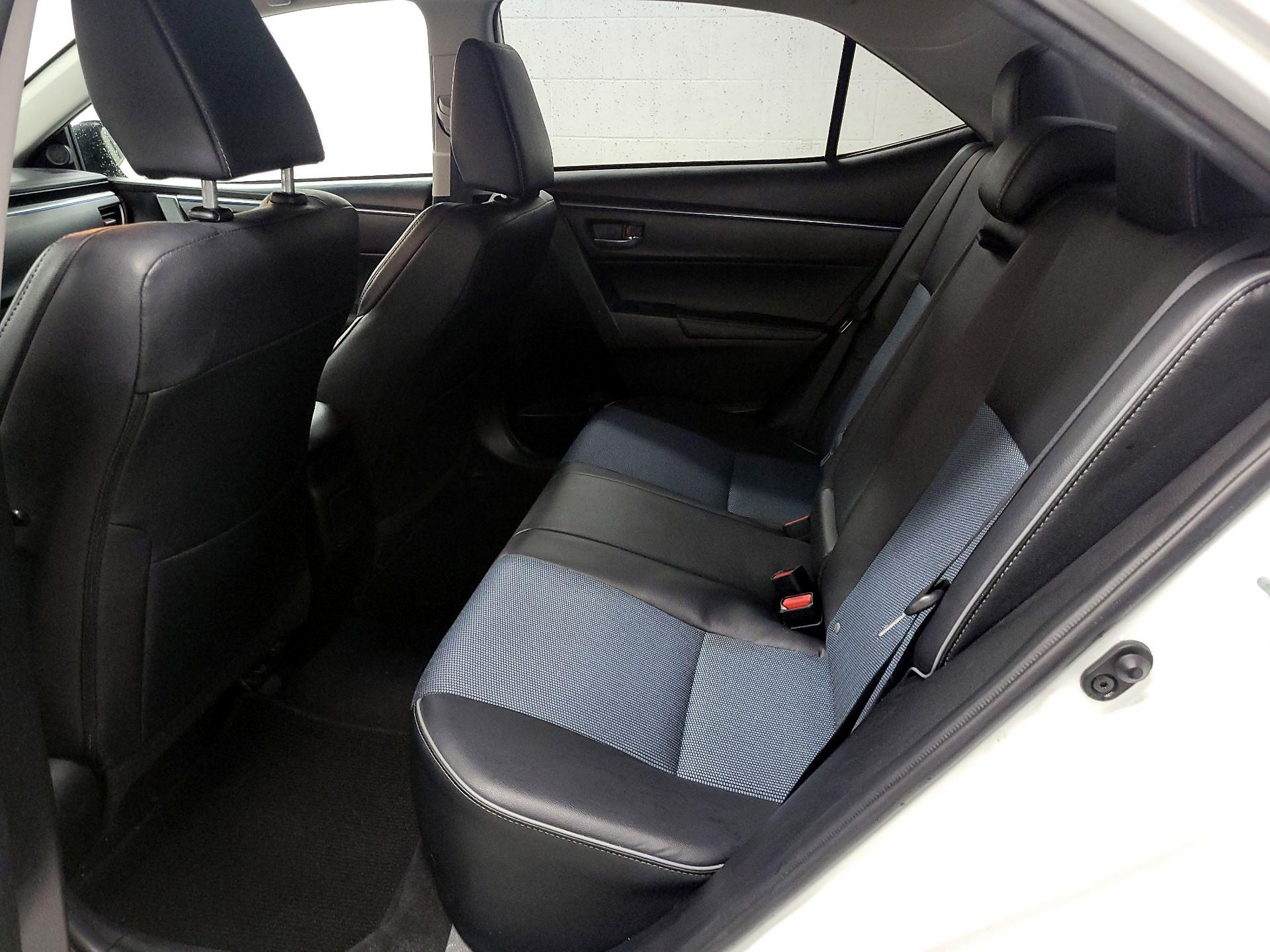 Thumbnail: 2016 Toyota Corolla - 17