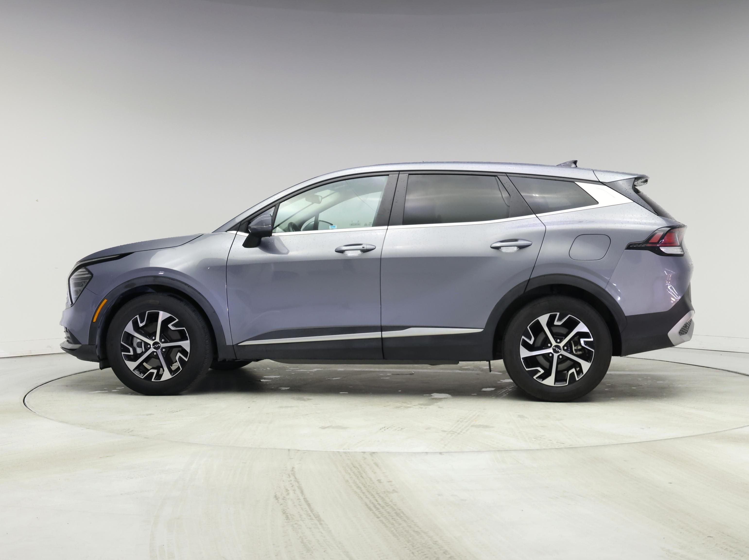 Thumbnail: 2024 Kia Sportage - 3