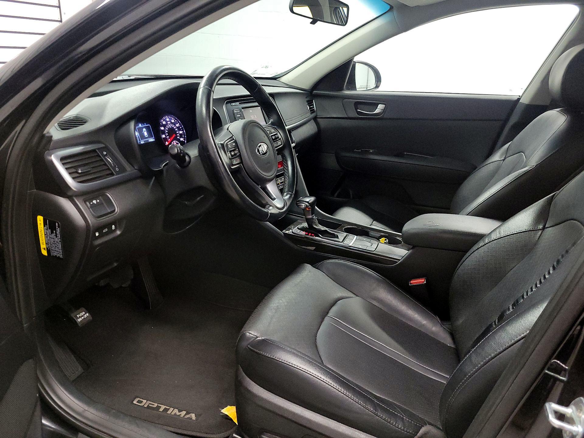 Thumbnail: 2016 Kia Optima - 11