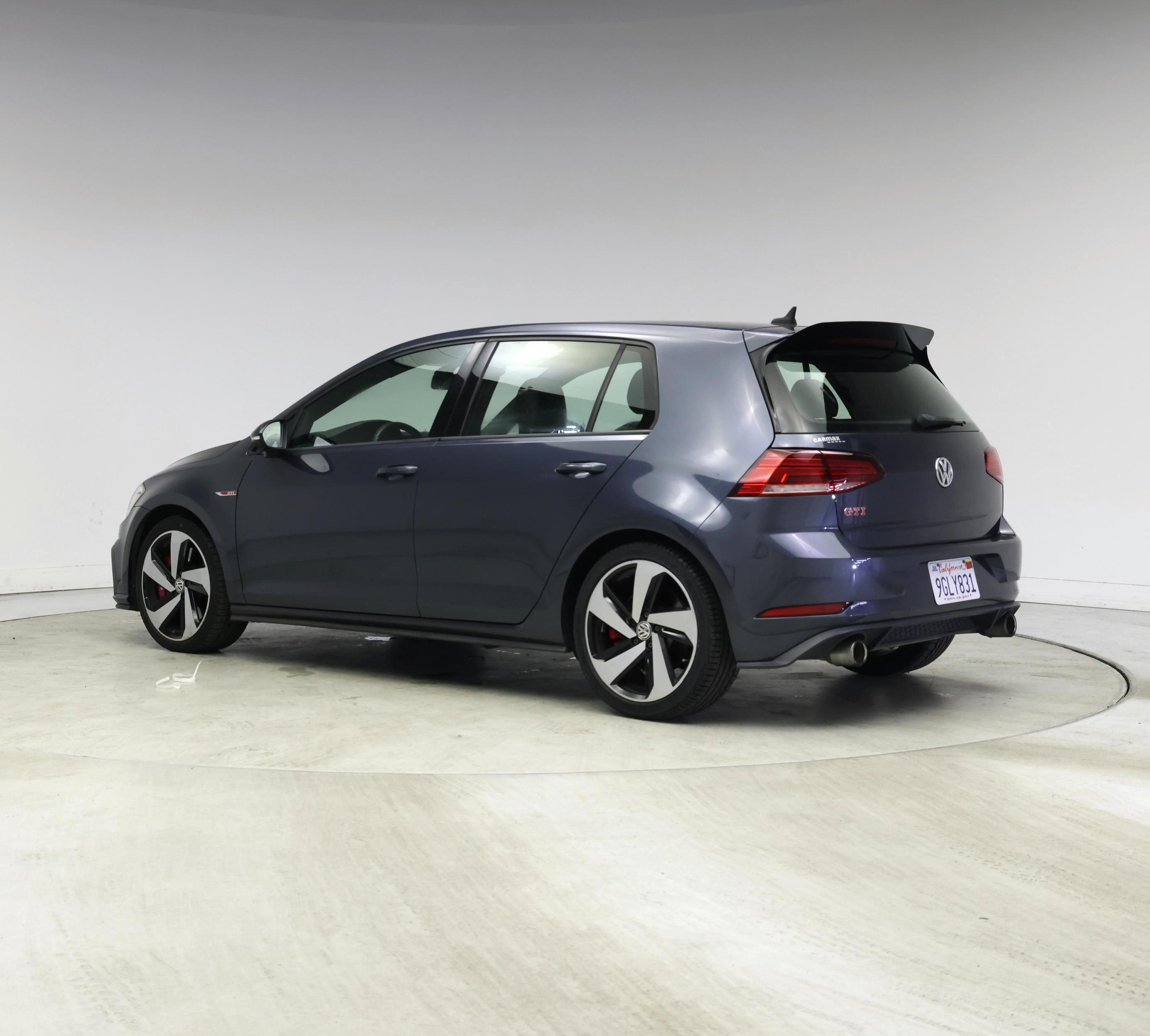 Thumbnail: 2018 Volkswagen Golf - 2