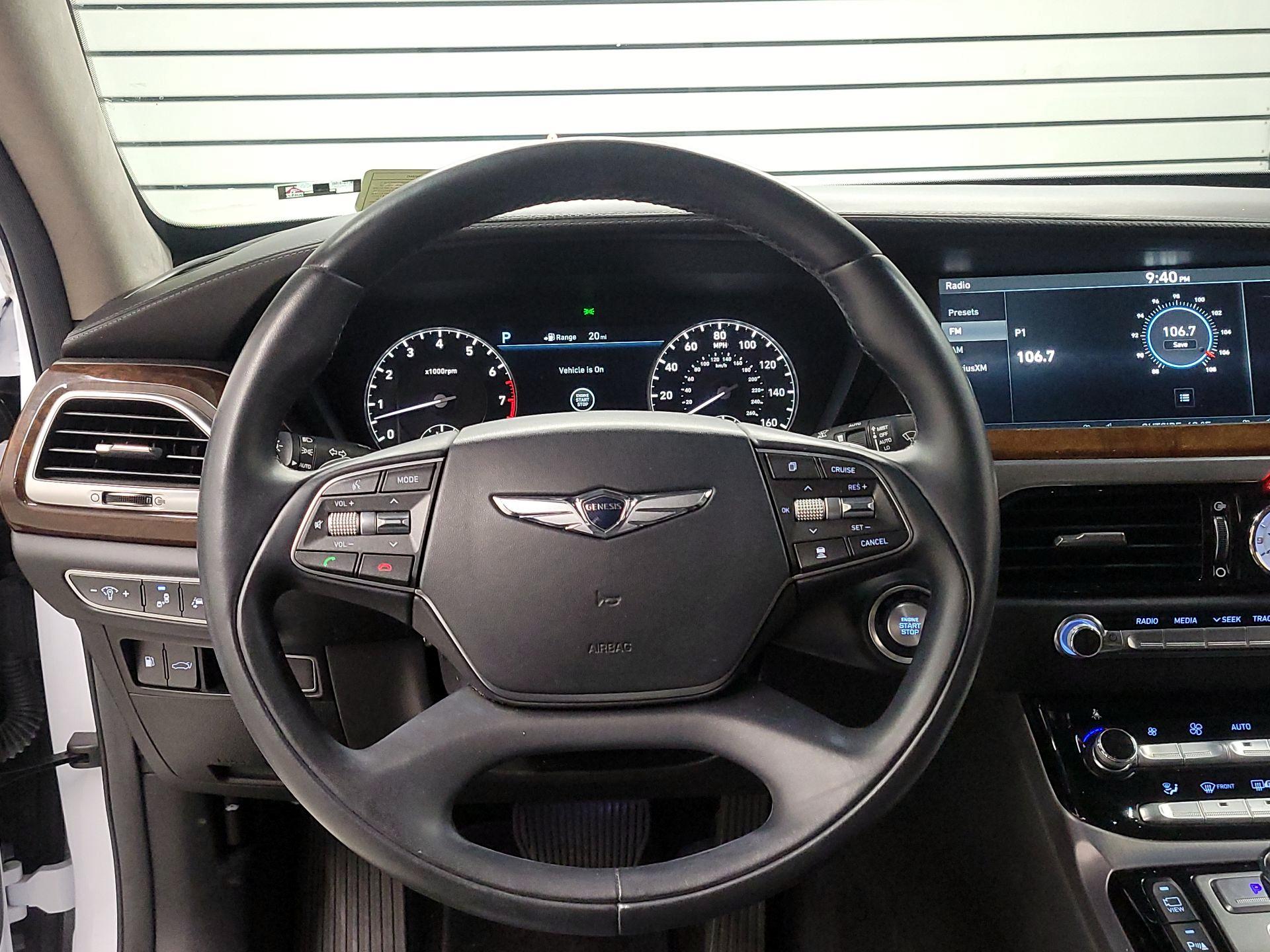 Thumbnail: 2019 Genesis G90 - 10