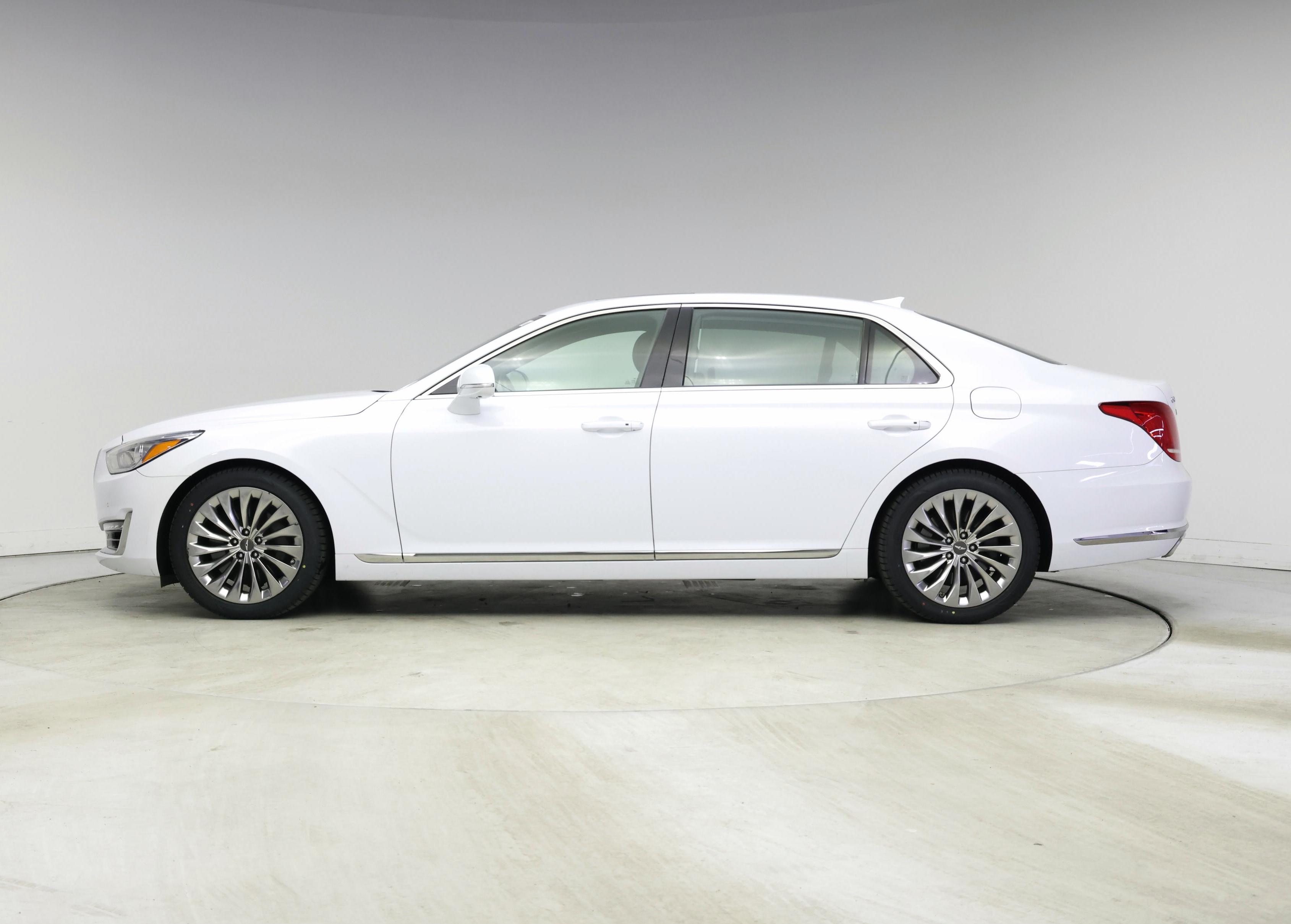 Thumbnail: 2019 Genesis G90 - 3