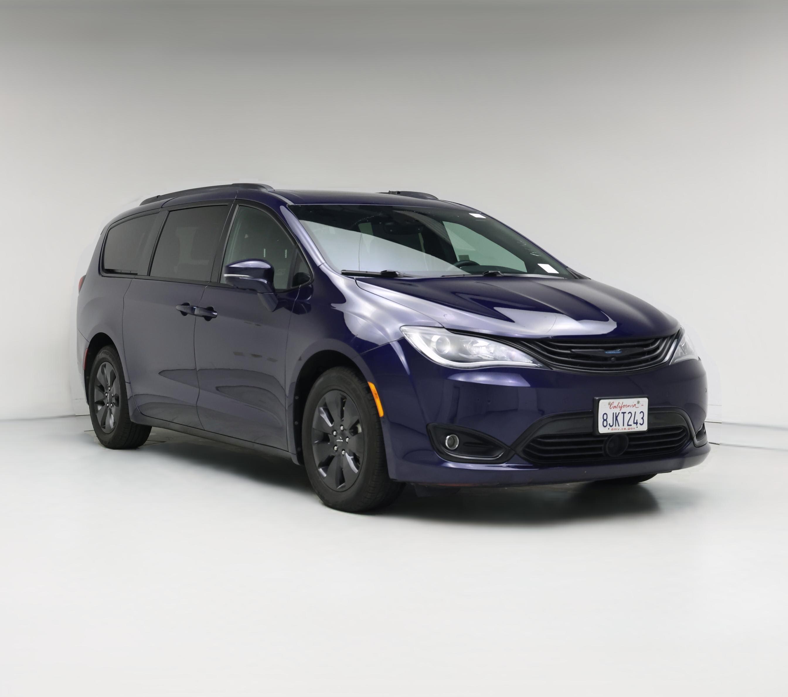 Thumbnail: 2019 Chrysler Pacifica - 1