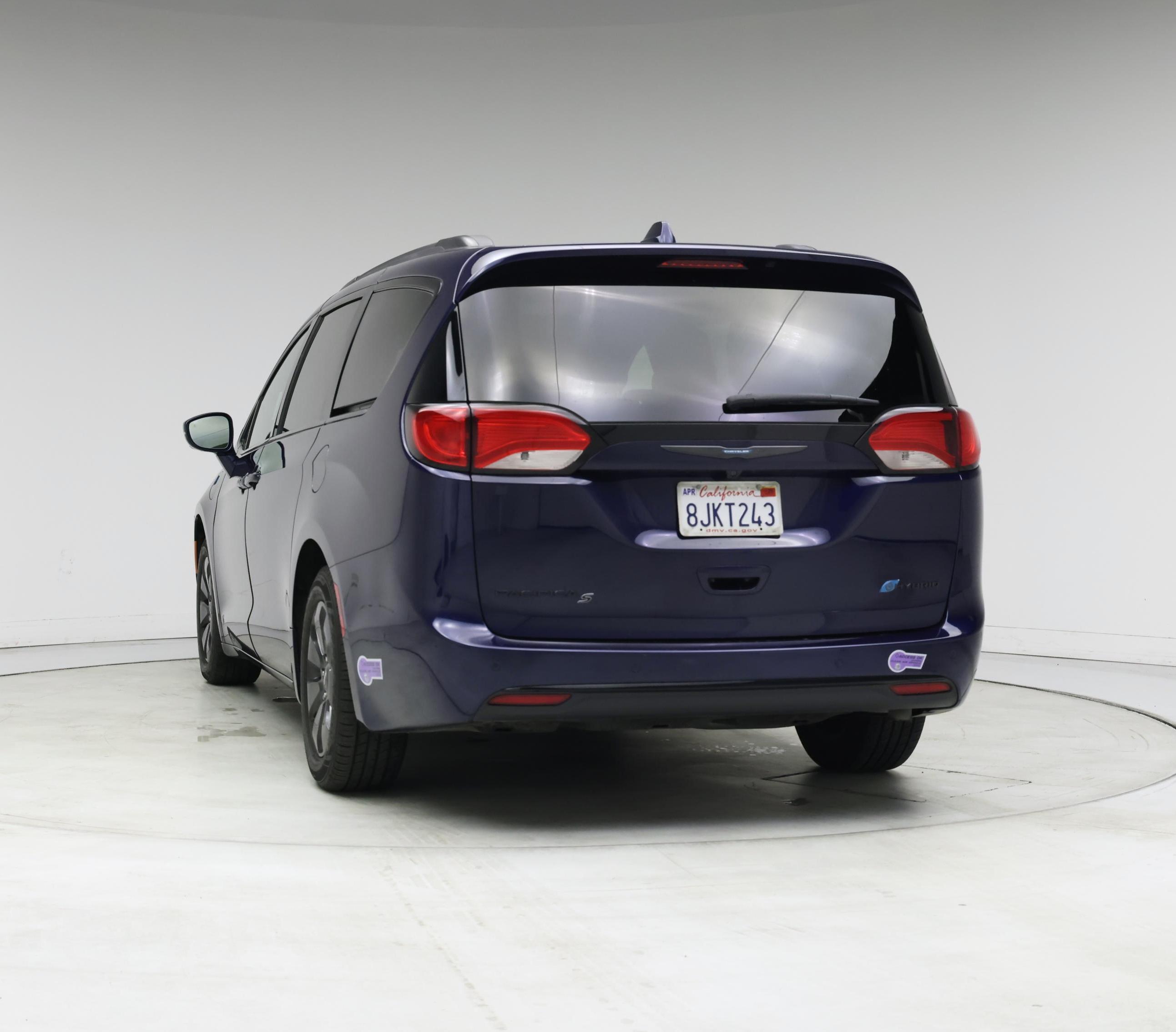 Thumbnail: 2019 Chrysler Pacifica - 6